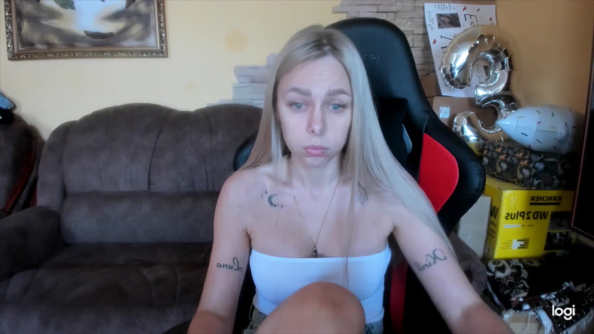 Gallery image thumbnail from YourPupsik's myfreecams stream on, 06/12/2025, 08:42 image 16 of 20