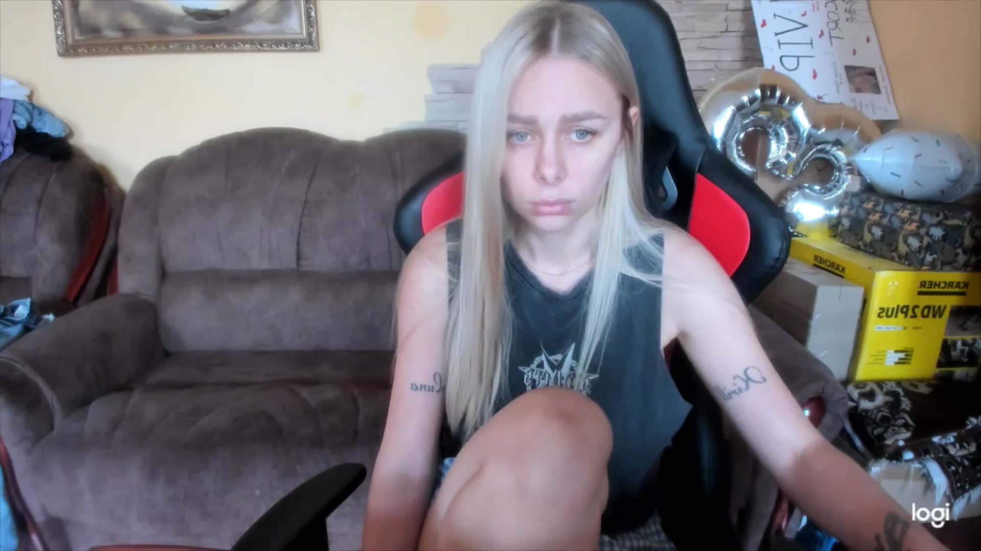 Gallery image thumbnail from YourPupsik's myfreecams stream on, 06/13/2025, 09:58 image 10 of 20