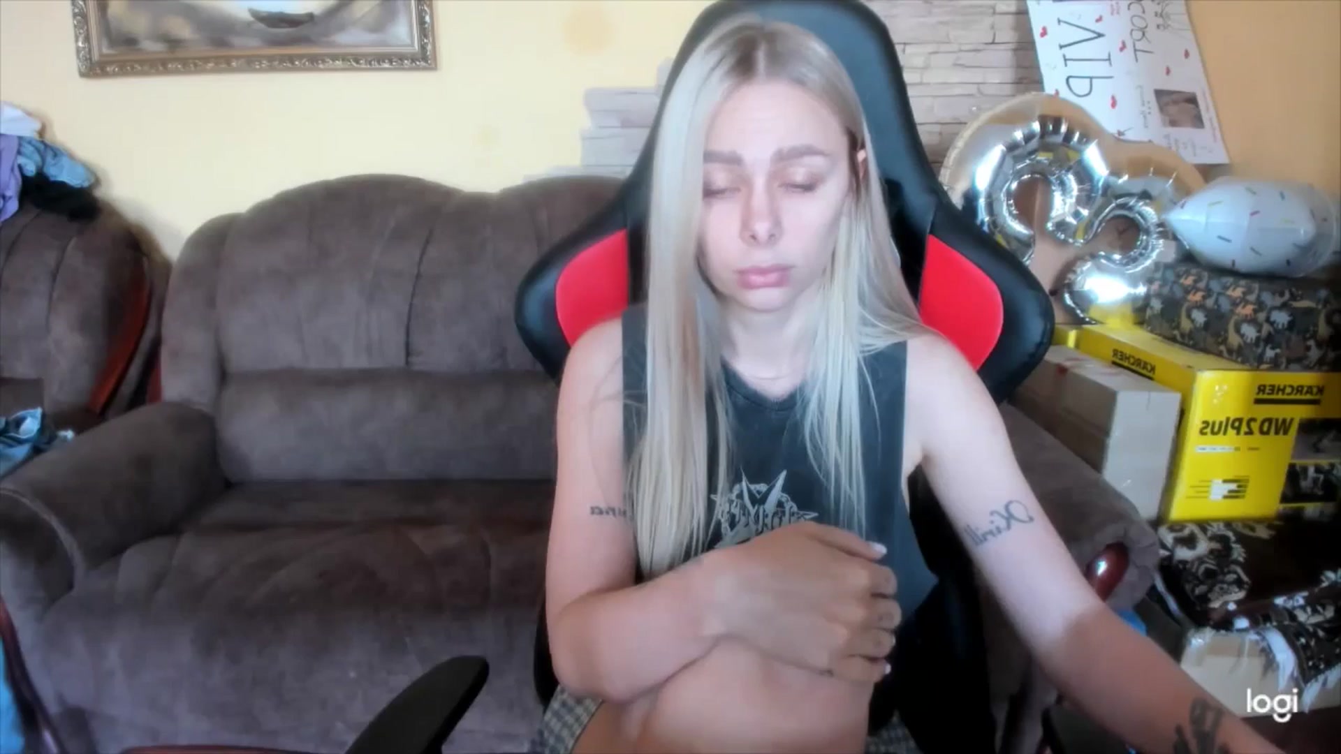 Gallery image thumbnail from YourPupsik's myfreecams stream on, 06/13/2025, 09:58 image 13 of 20