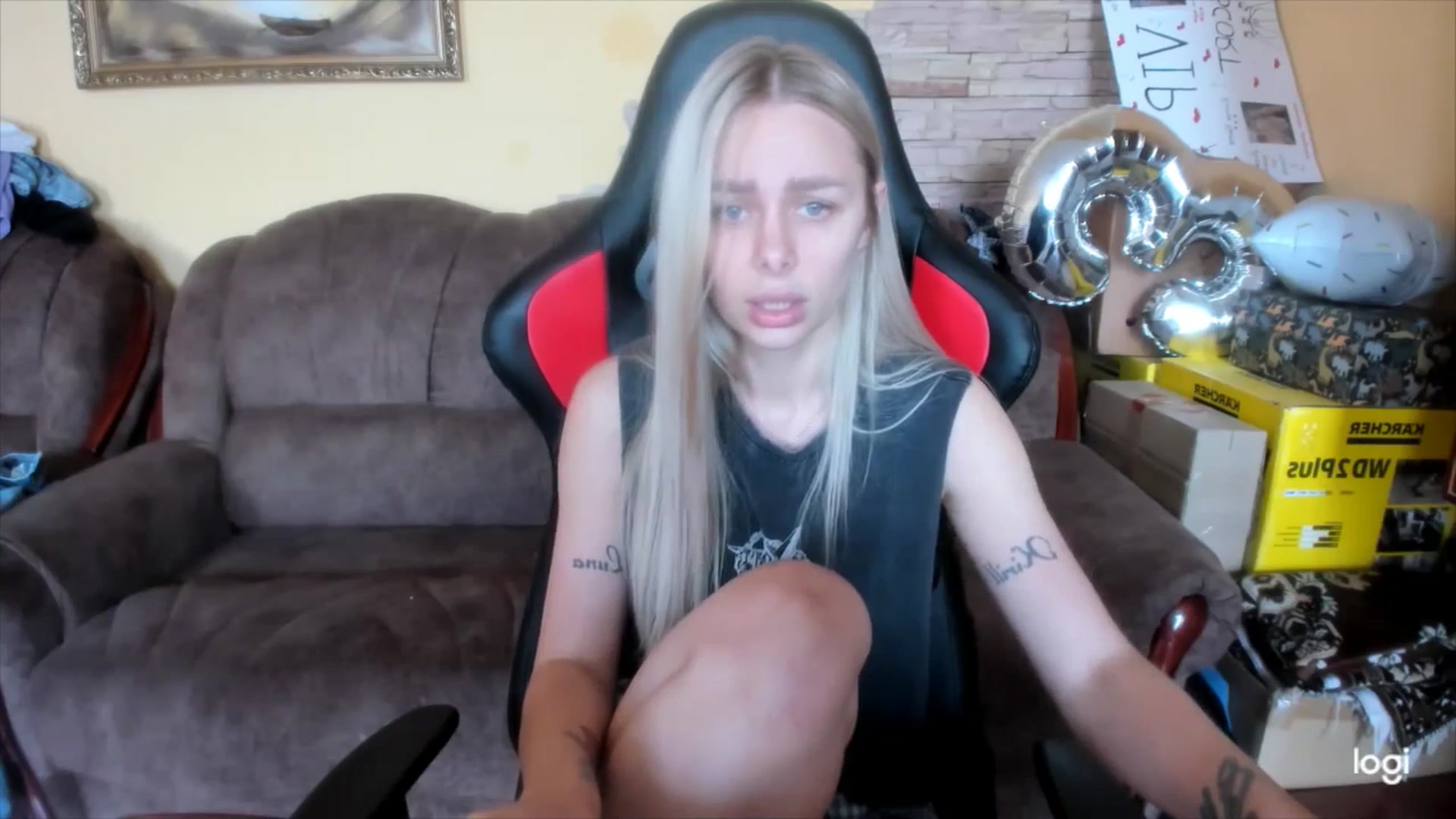 Gallery image thumbnail from YourPupsik's myfreecams stream on, 06/13/2025, 10:52 image 6 of 20