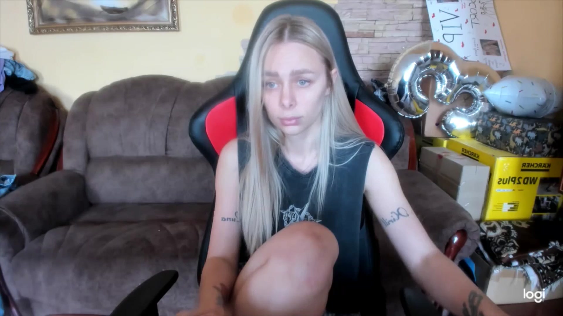 Gallery image thumbnail from YourPupsik's myfreecams stream on, 06/13/2025, 10:52 image 3 of 20