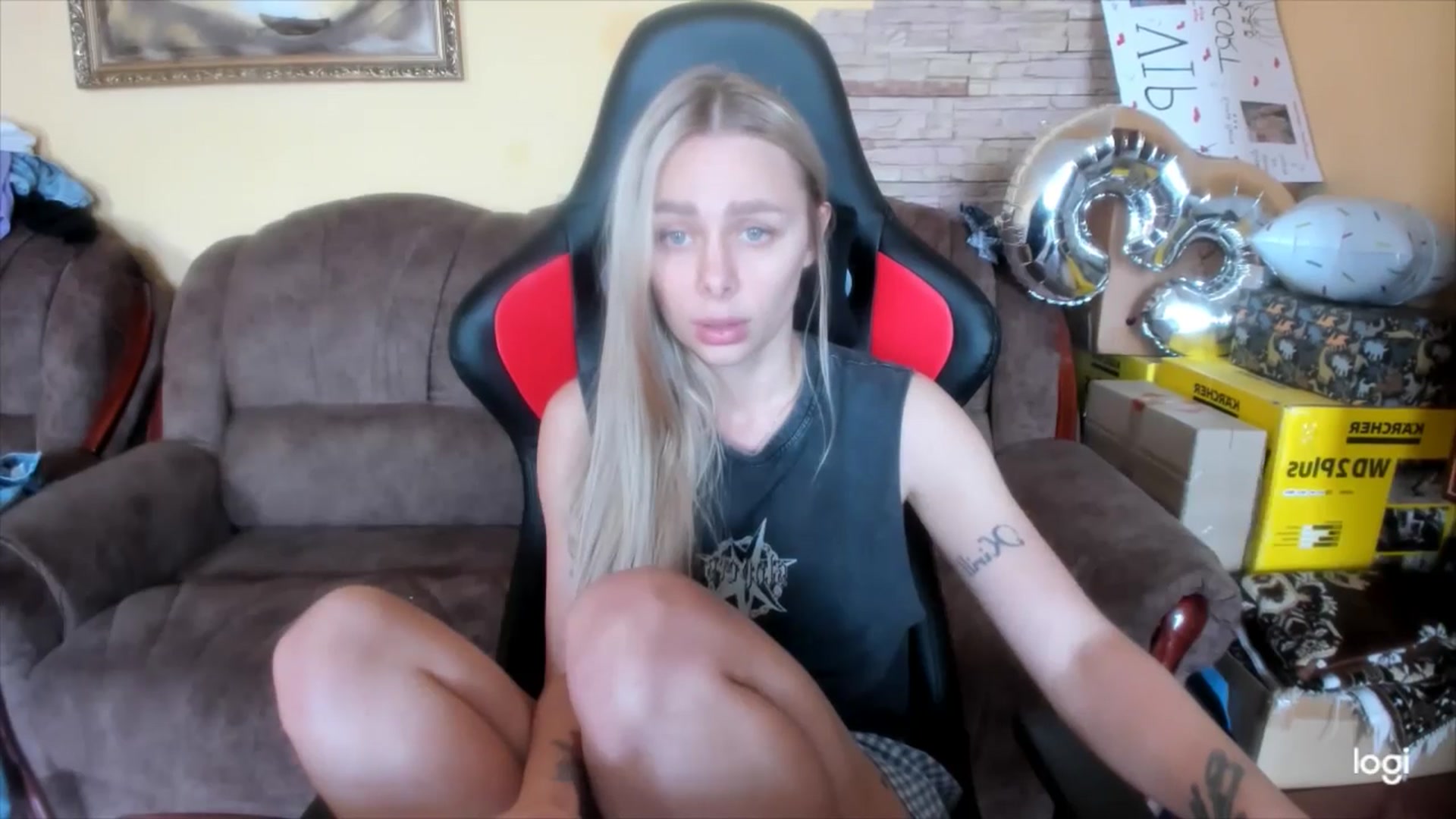 Gallery image thumbnail from YourPupsik's myfreecams stream on, 06/13/2025, 10:52 image 11 of 20