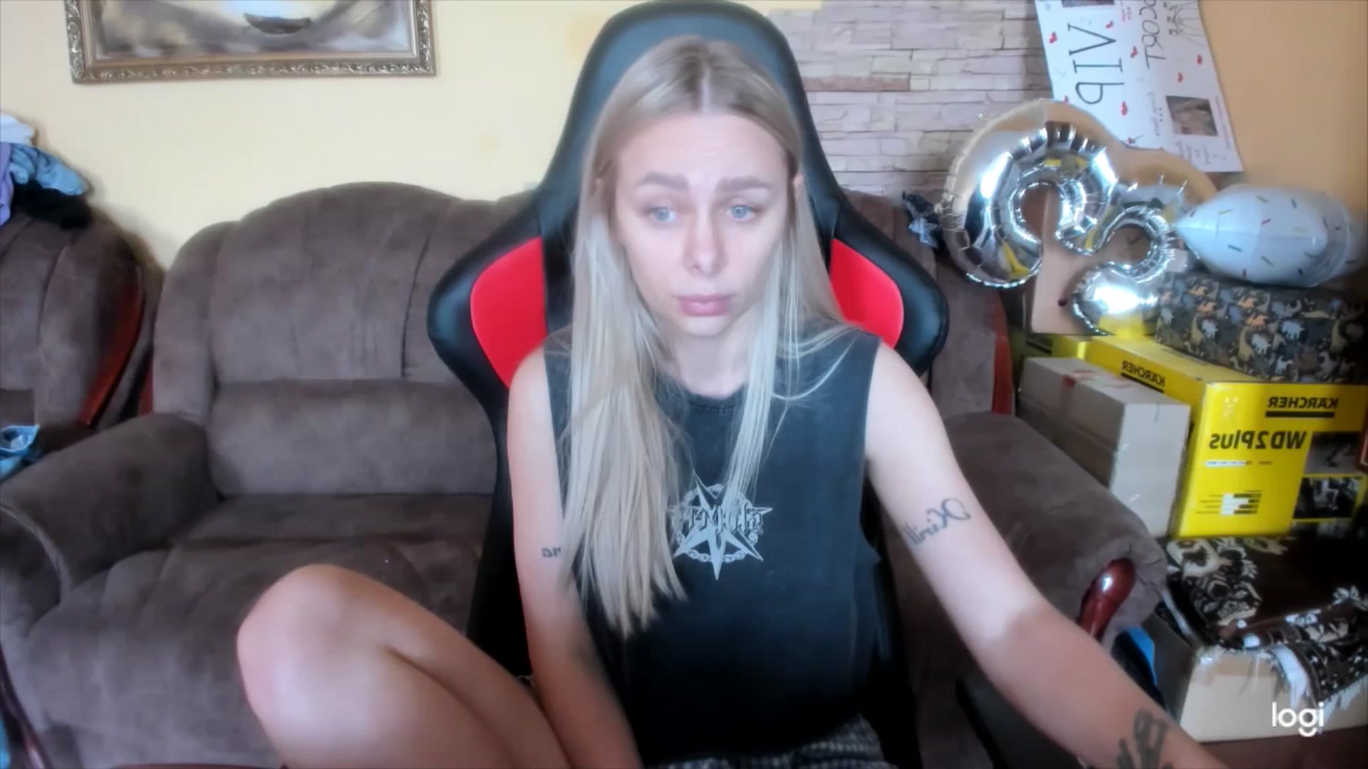 Gallery image thumbnail from YourPupsik's myfreecams stream on, 06/13/2025, 10:52 image 10 of 20