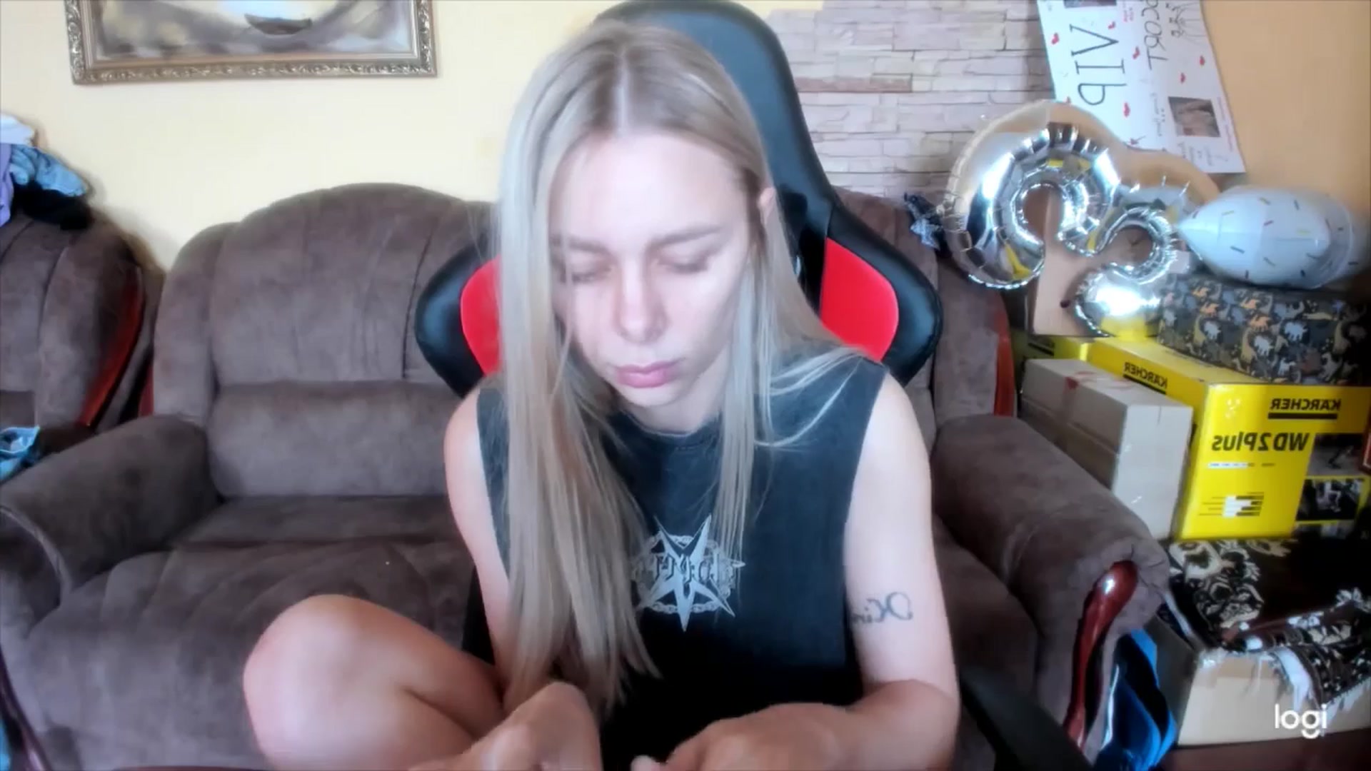 Gallery image thumbnail from YourPupsik's myfreecams stream on, 06/13/2025, 10:52 image 9 of 20