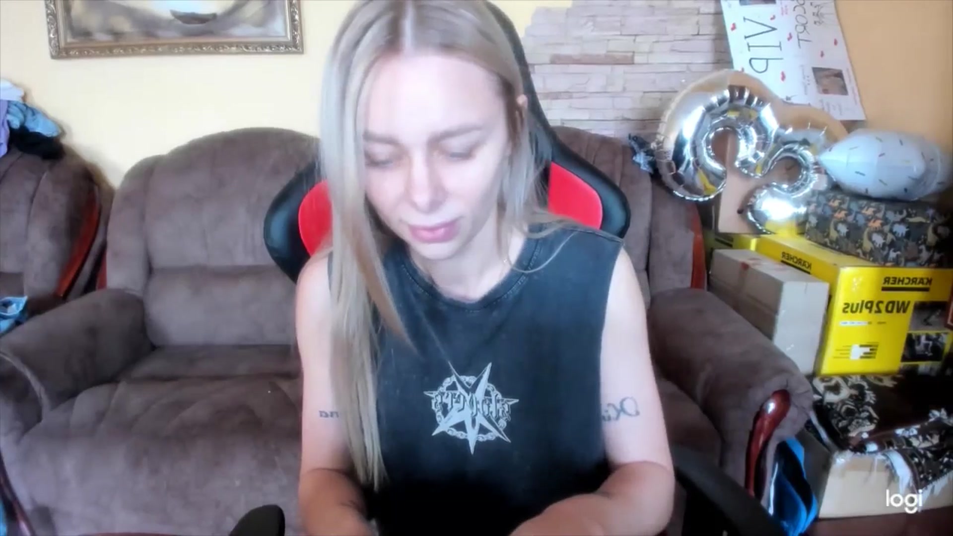 Gallery image thumbnail from YourPupsik's myfreecams stream on, 06/13/2025, 10:52 image 16 of 20