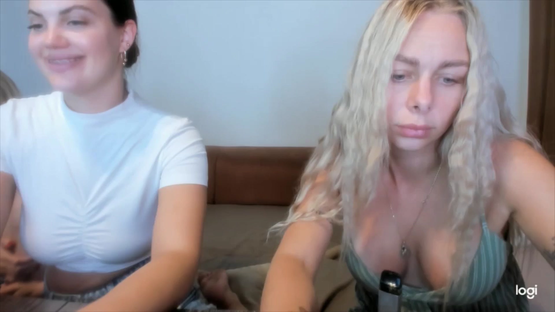 Gallery image thumbnail from YourPupsik's myfreecams stream on, 07/20/2025, 13:09 image 10 of 20