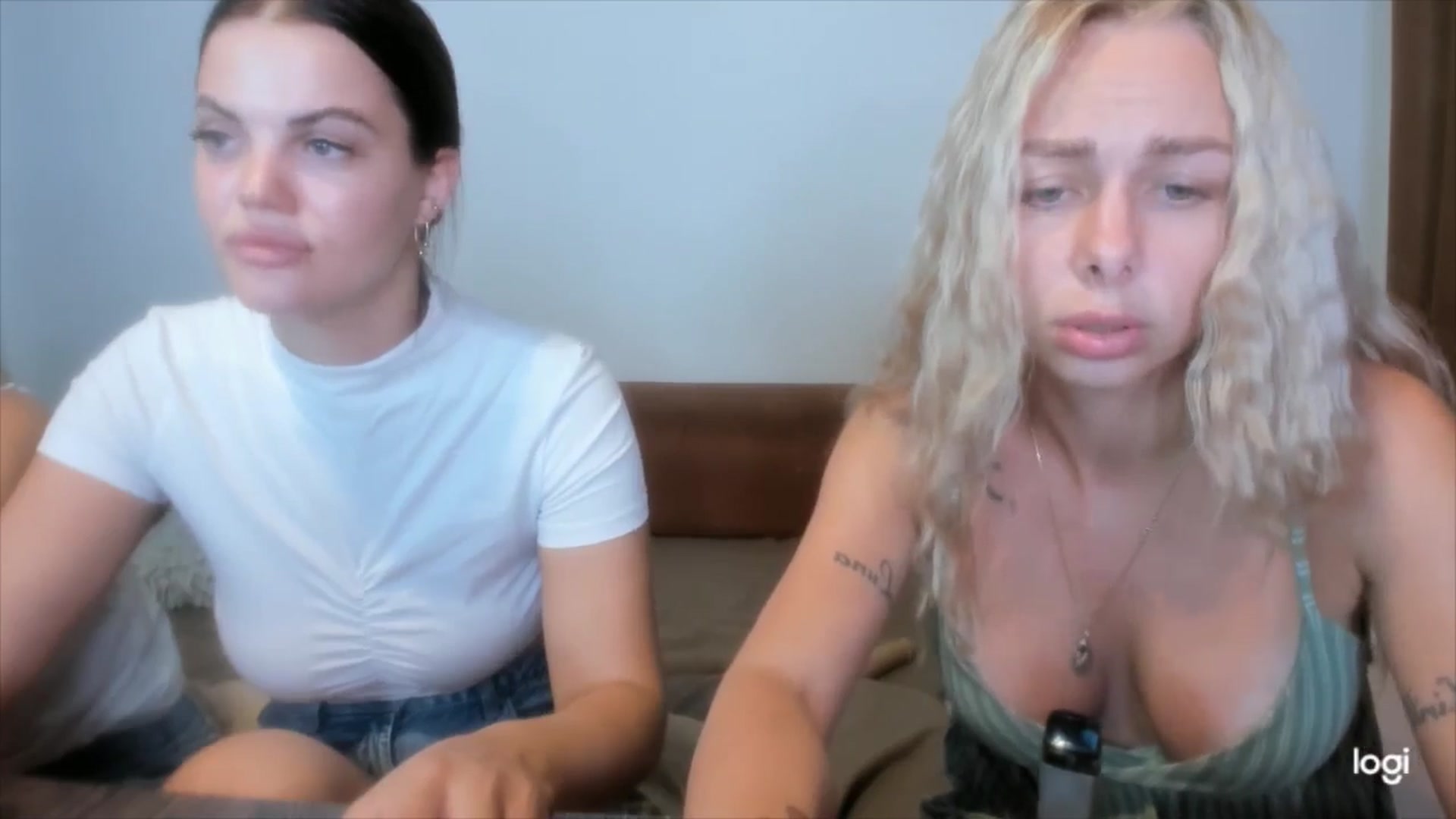 Gallery image thumbnail from YourPupsik's myfreecams stream on, 07/20/2025, 13:09 image 6 of 20