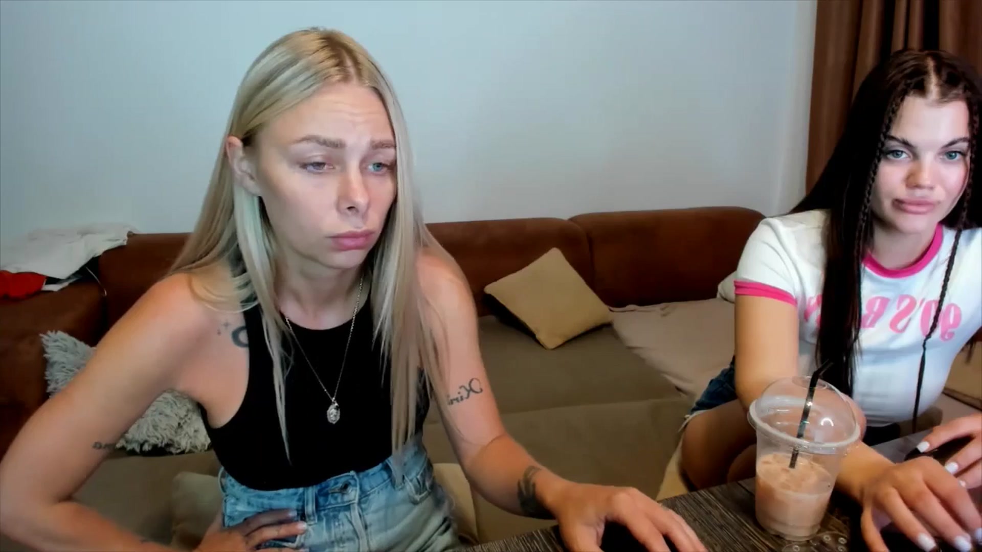 Gallery image thumbnail from YourPupsik's myfreecams stream on, 07/22/2025, 10:58 image 15 of 20