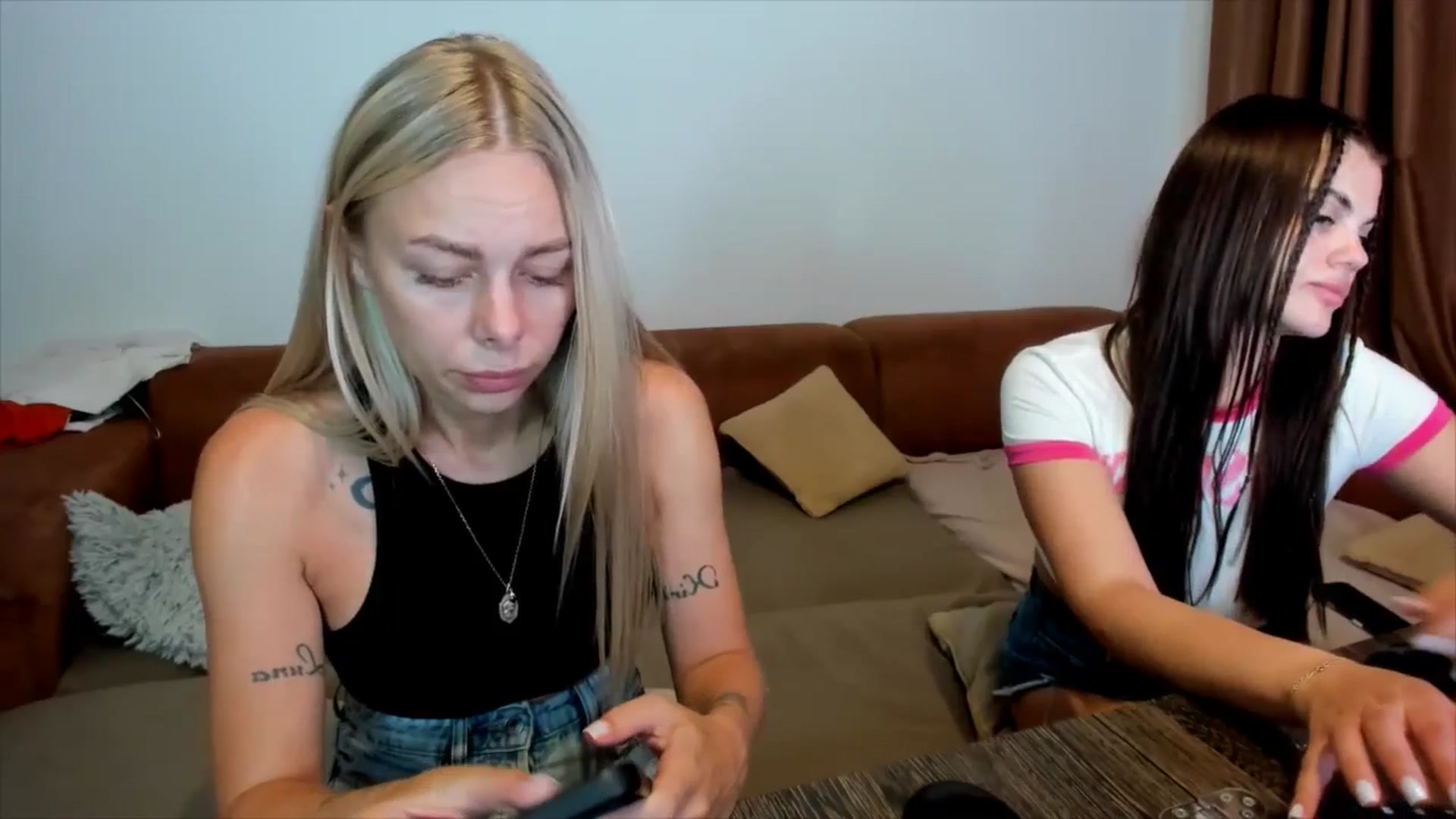 Gallery image thumbnail from YourPupsik's myfreecams stream on, 07/22/2025, 10:58 image 4 of 20