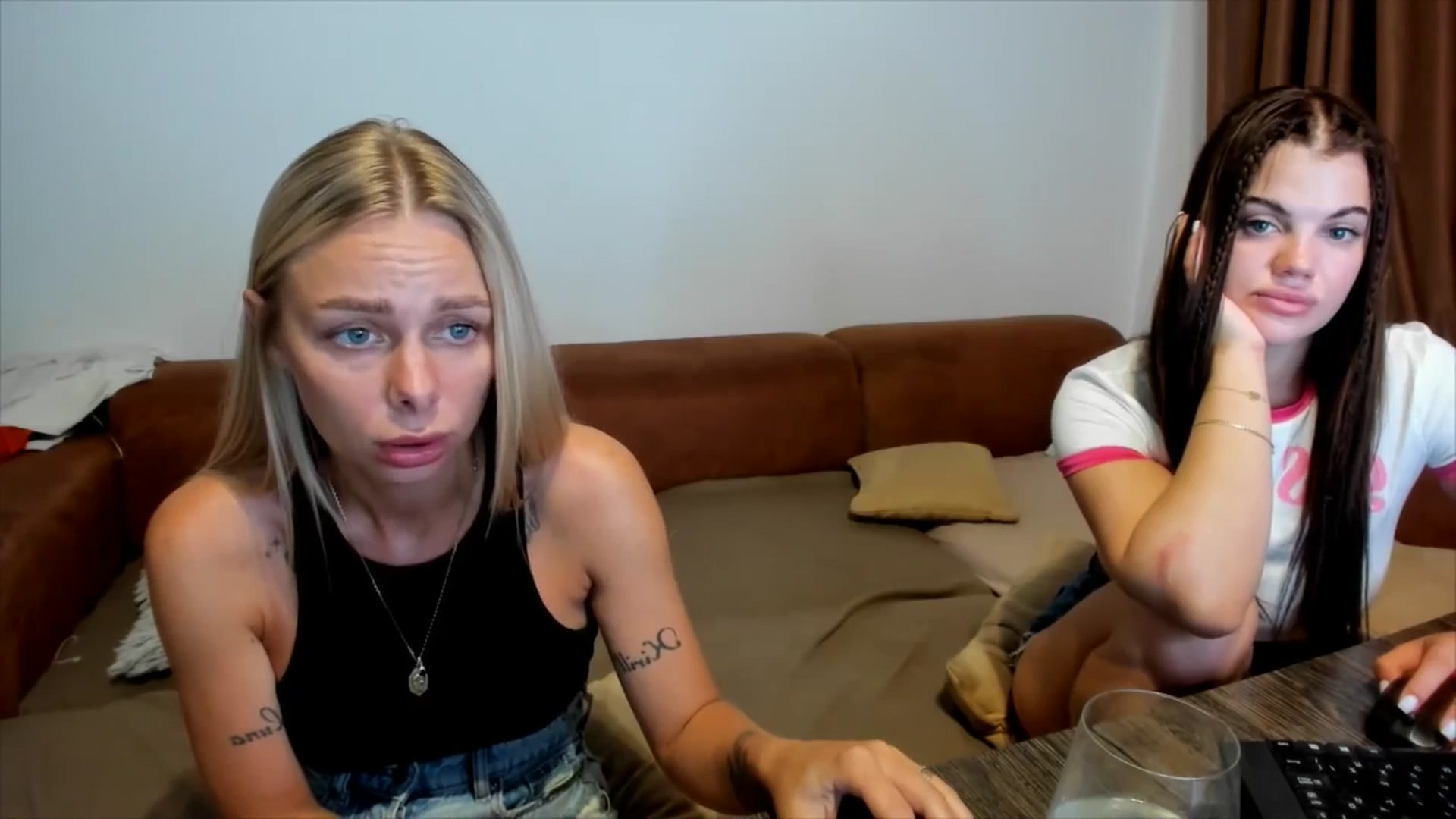 Gallery image thumbnail from YourPupsik's myfreecams stream on, 07/22/2025, 17:39 image 16 of 20