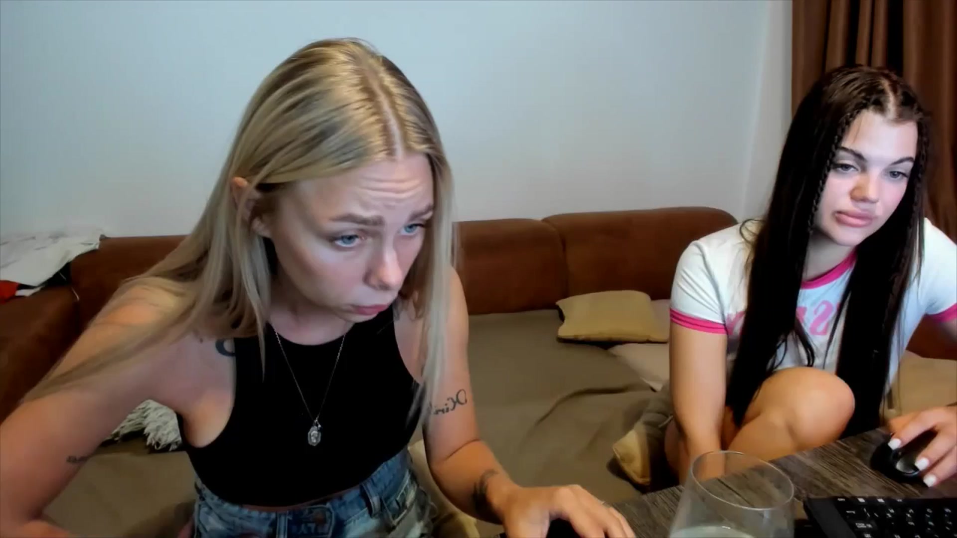Gallery image thumbnail from YourPupsik's myfreecams stream on, 07/22/2025, 17:39 image 18 of 20