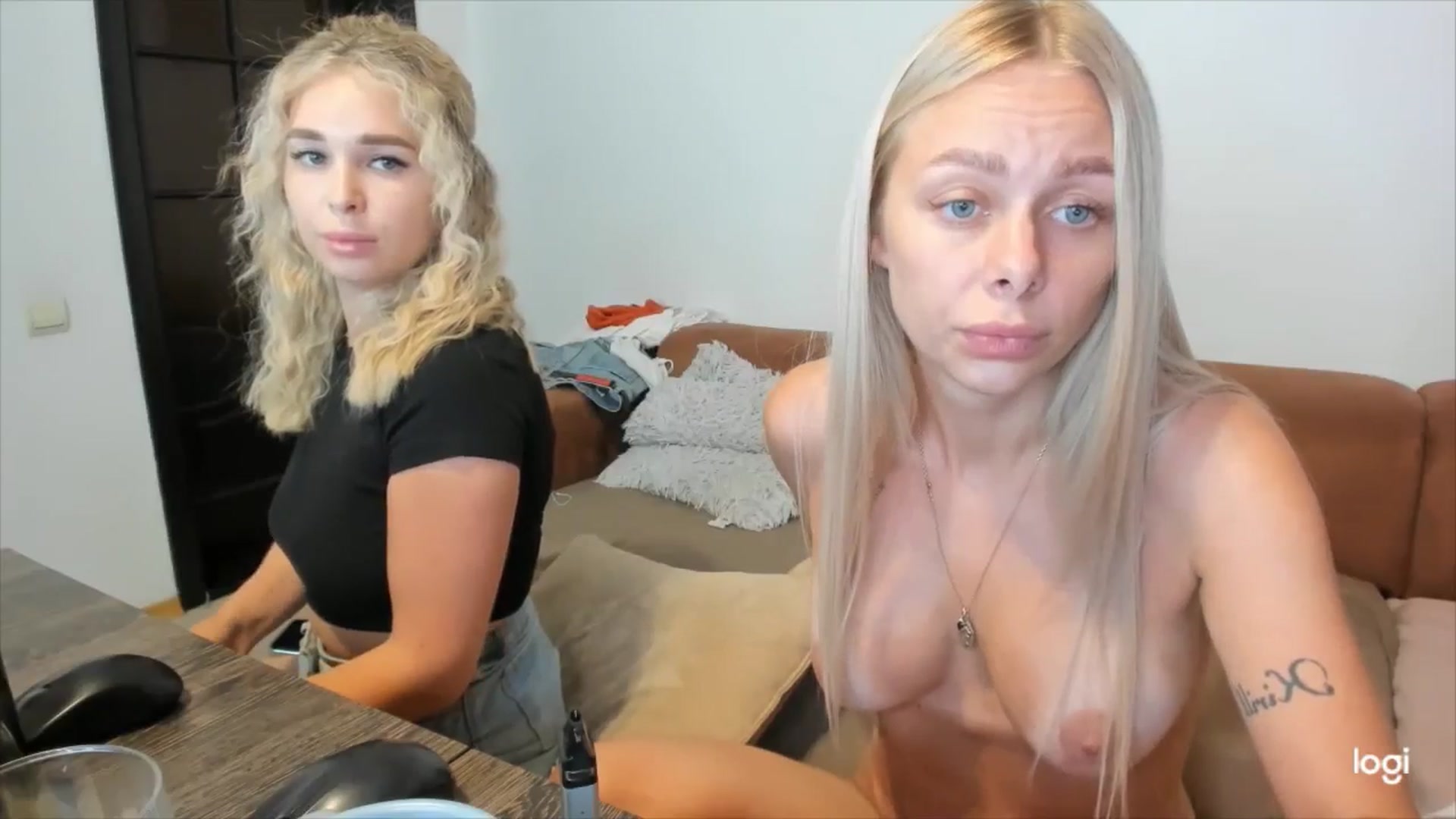 Gallery image thumbnail from YourPupsik's myfreecams stream on, 07/24/2025, 10:17 image 9 of 20