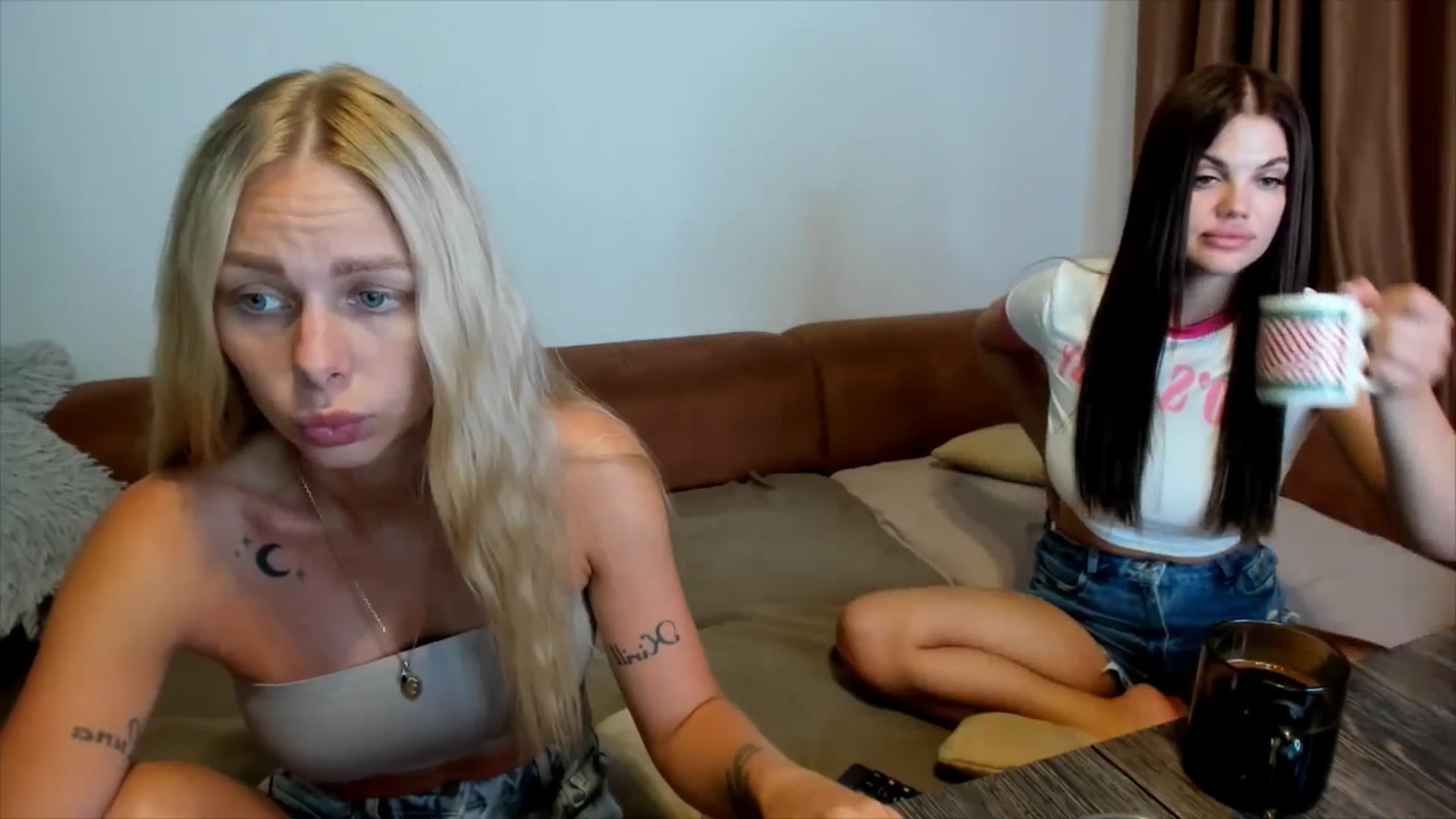 Gallery image thumbnail from YourPupsik's myfreecams stream on, 08/02/2025, 11:05 image 12 of 20