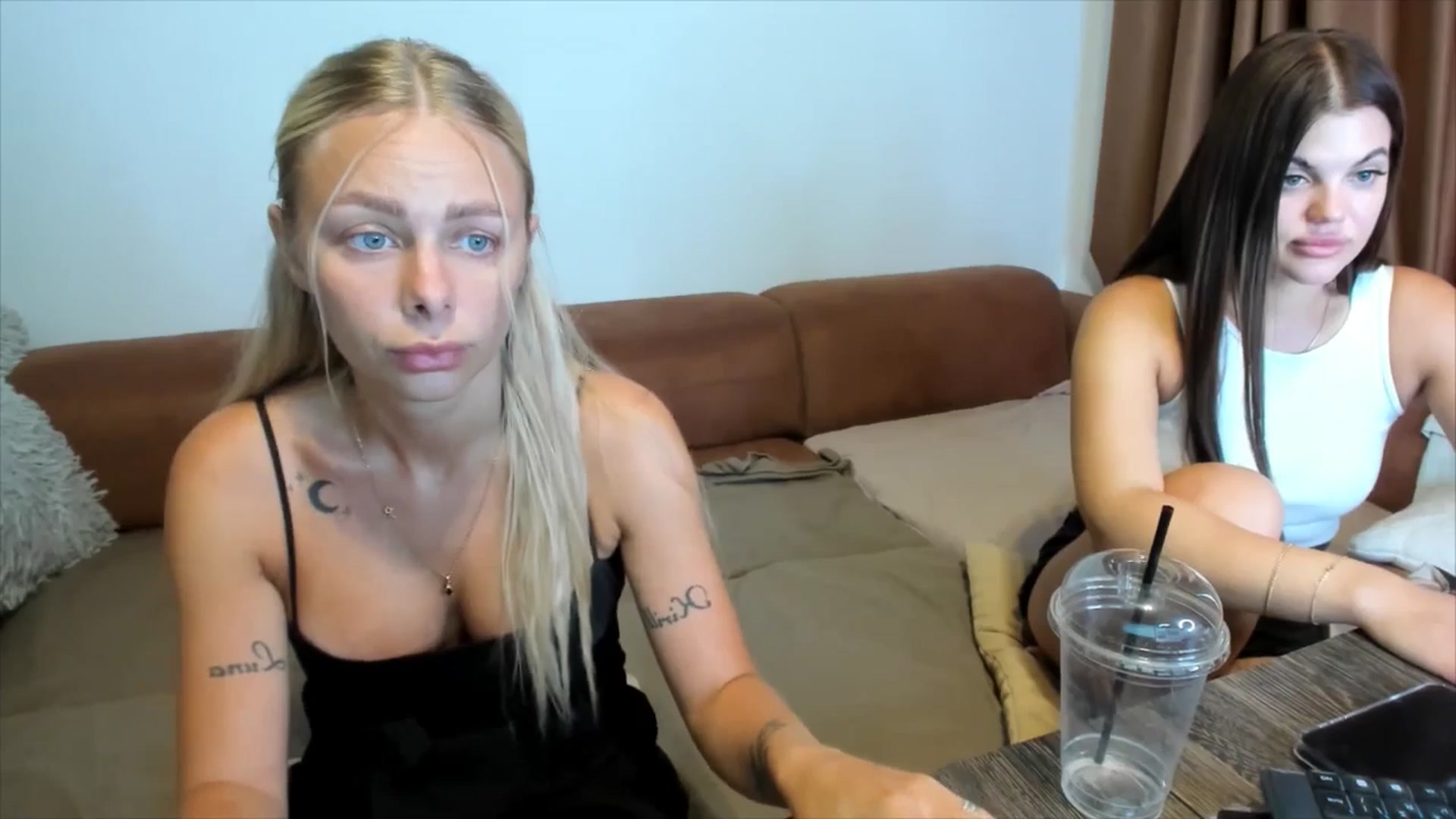 Gallery image thumbnail from YourPupsik's myfreecams stream on, 08/03/2025, 08:40 image 19 of 20