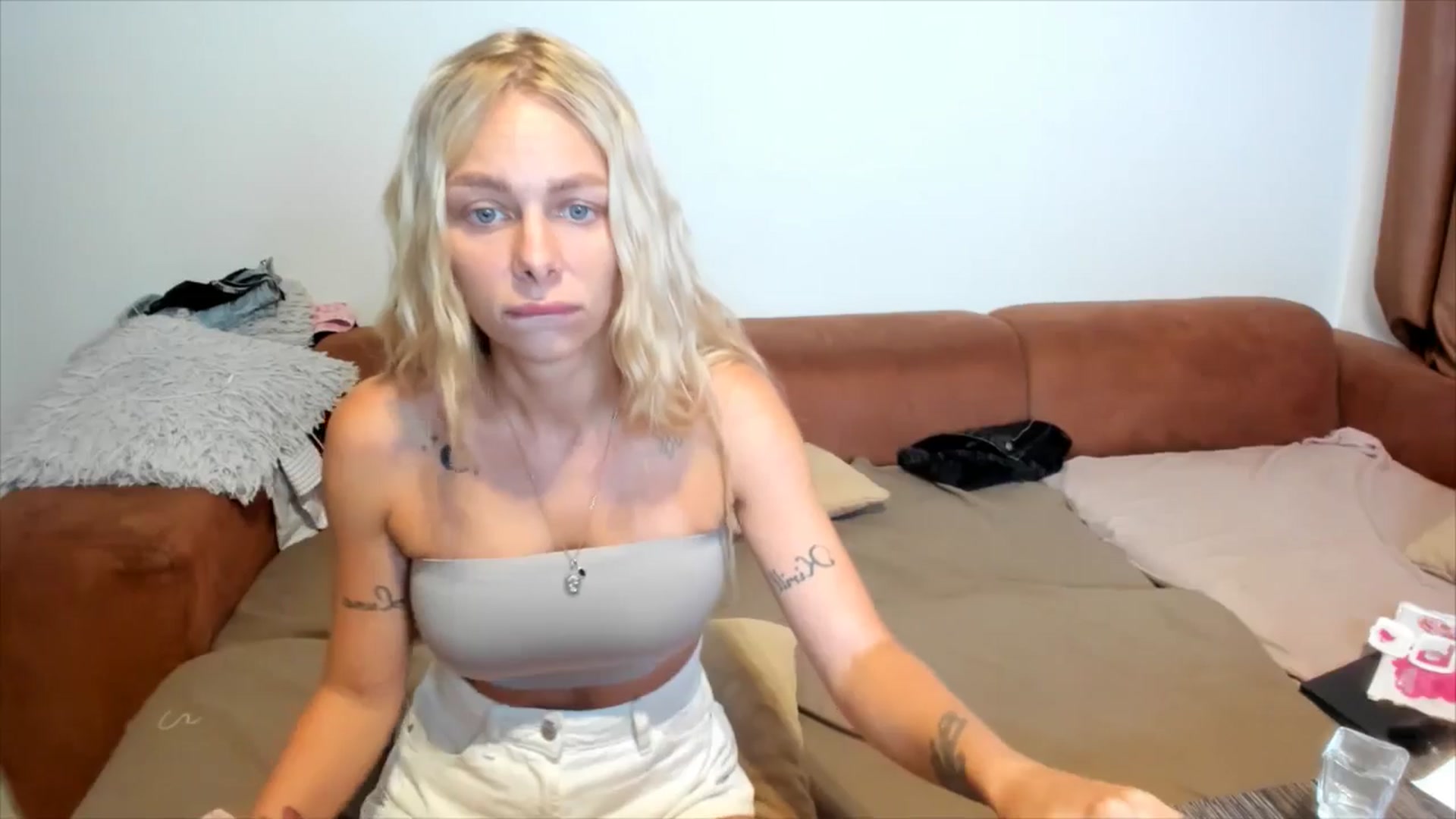 Gallery image thumbnail from YourPupsik's myfreecams stream on, 08/04/2025, 10:32 image 9 of 20