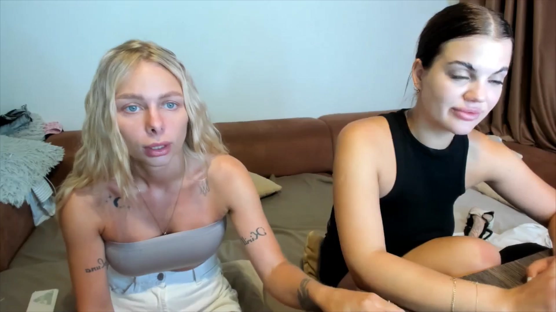 Gallery image thumbnail from YourPupsik's myfreecams stream on, 08/04/2025, 11:34 image 3 of 20