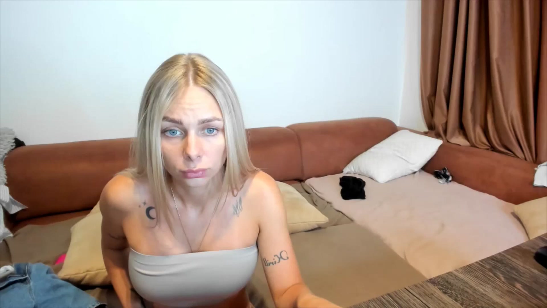 Gallery image thumbnail from YourPupsik's myfreecams stream on, 08/06/2025, 11:34 image 1 of 20