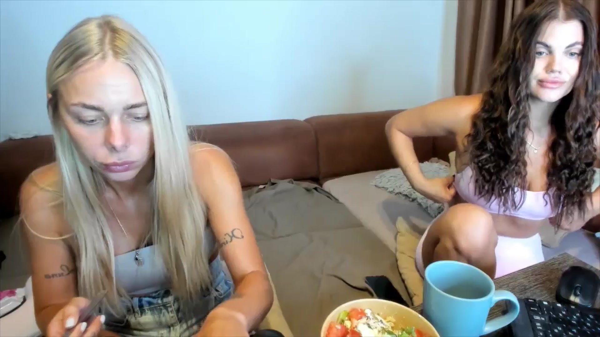 Gallery image thumbnail from YourPupsik's myfreecams stream on, 08/23/2025, 11:39 image 4 of 20