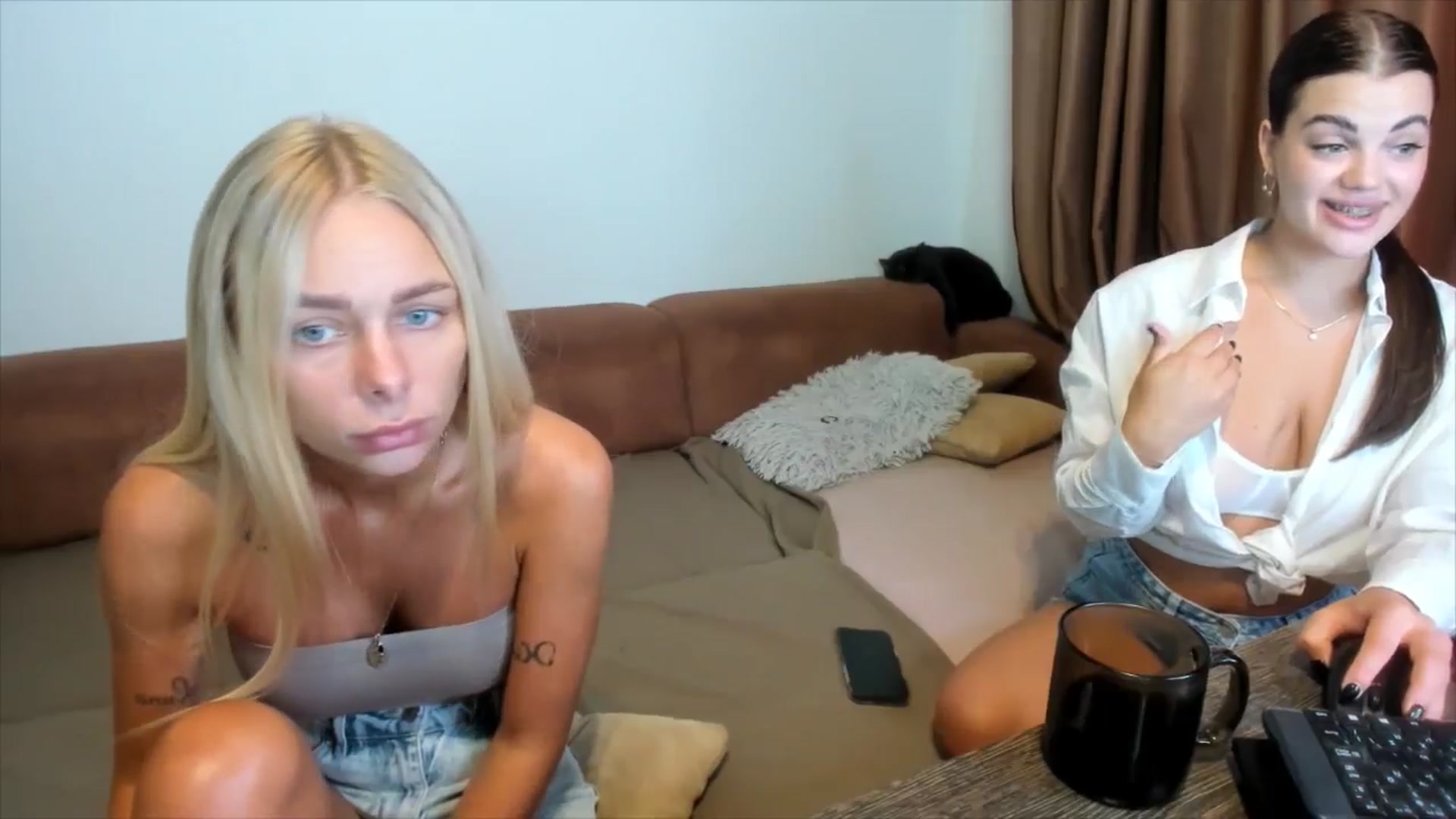 Gallery image thumbnail from YourPupsik's myfreecams stream on, 08/28/2025, 09:15 image 13 of 20