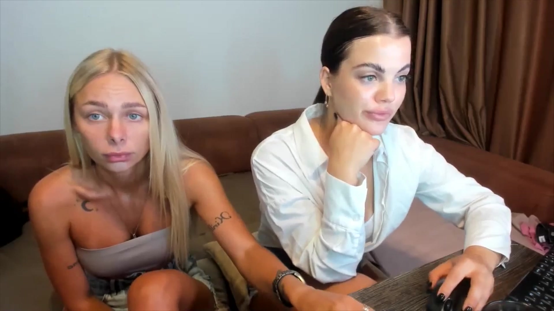 Gallery image thumbnail from YourPupsik's myfreecams stream on, 08/28/2025, 09:38 image 10 of 20
