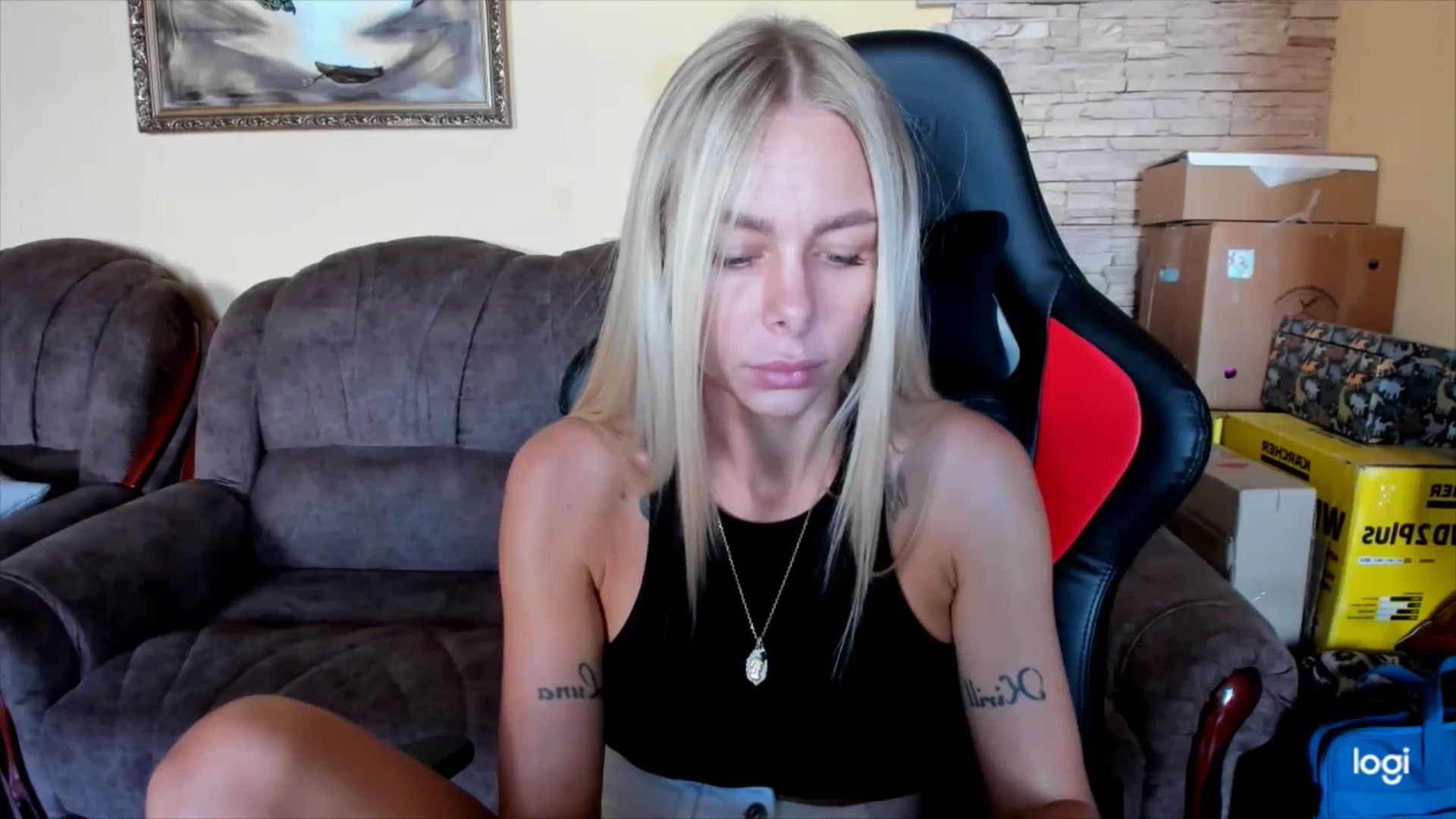 Gallery image thumbnail from YourPupsik's myfreecams stream on, 09/08/2025, 08:44 image 4 of 20
