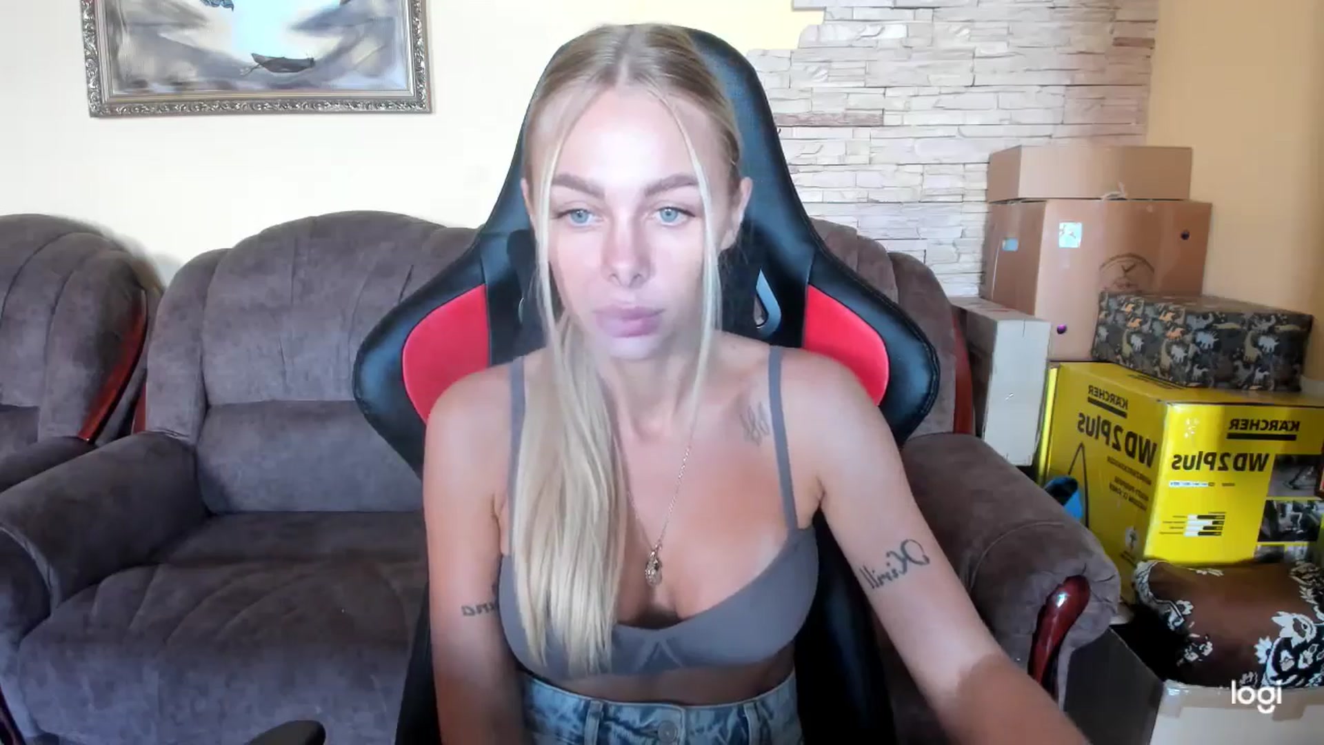 Gallery image thumbnail from YourPupsik's myfreecams stream on, 09/21/2025, 09:53 image 4 of 20