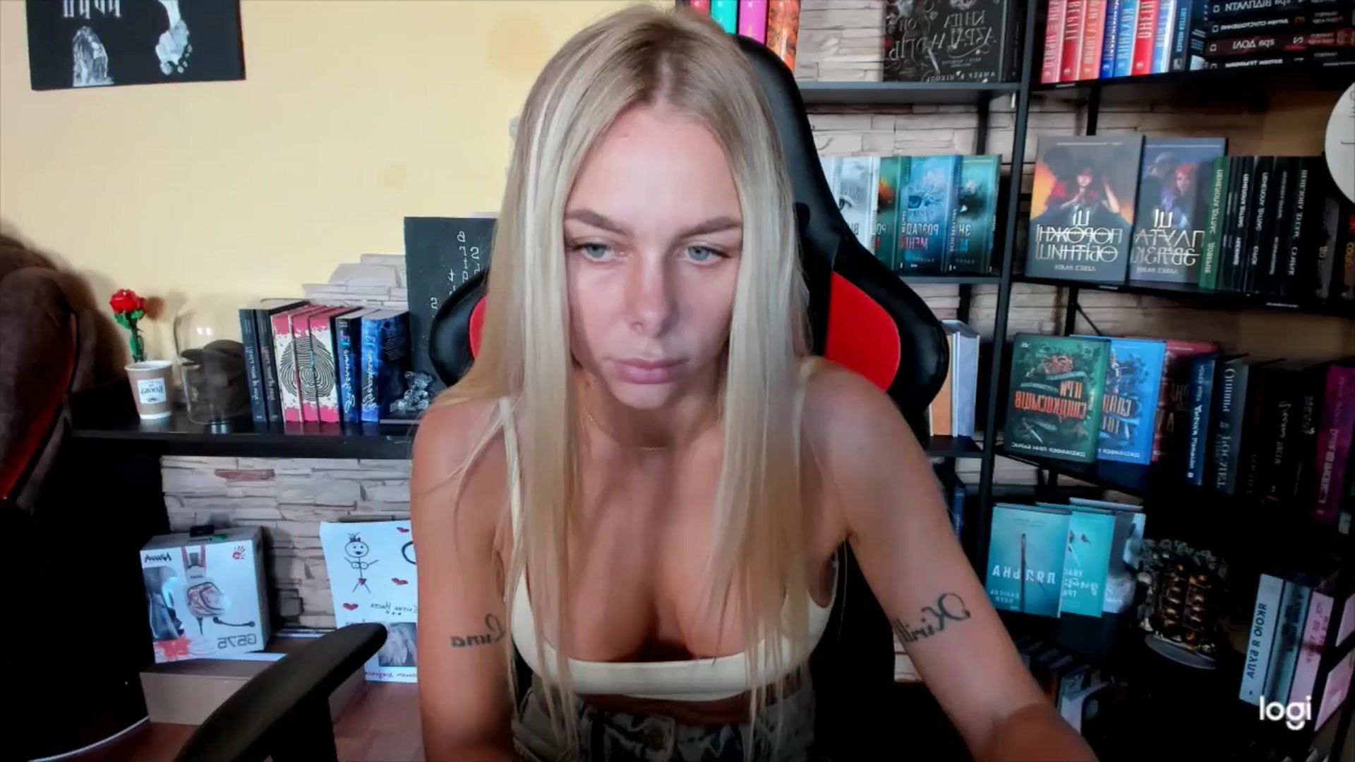 Gallery image thumbnail from YourPupsik's myfreecams stream on, 10/13/2025, 10:26 image 9 of 20