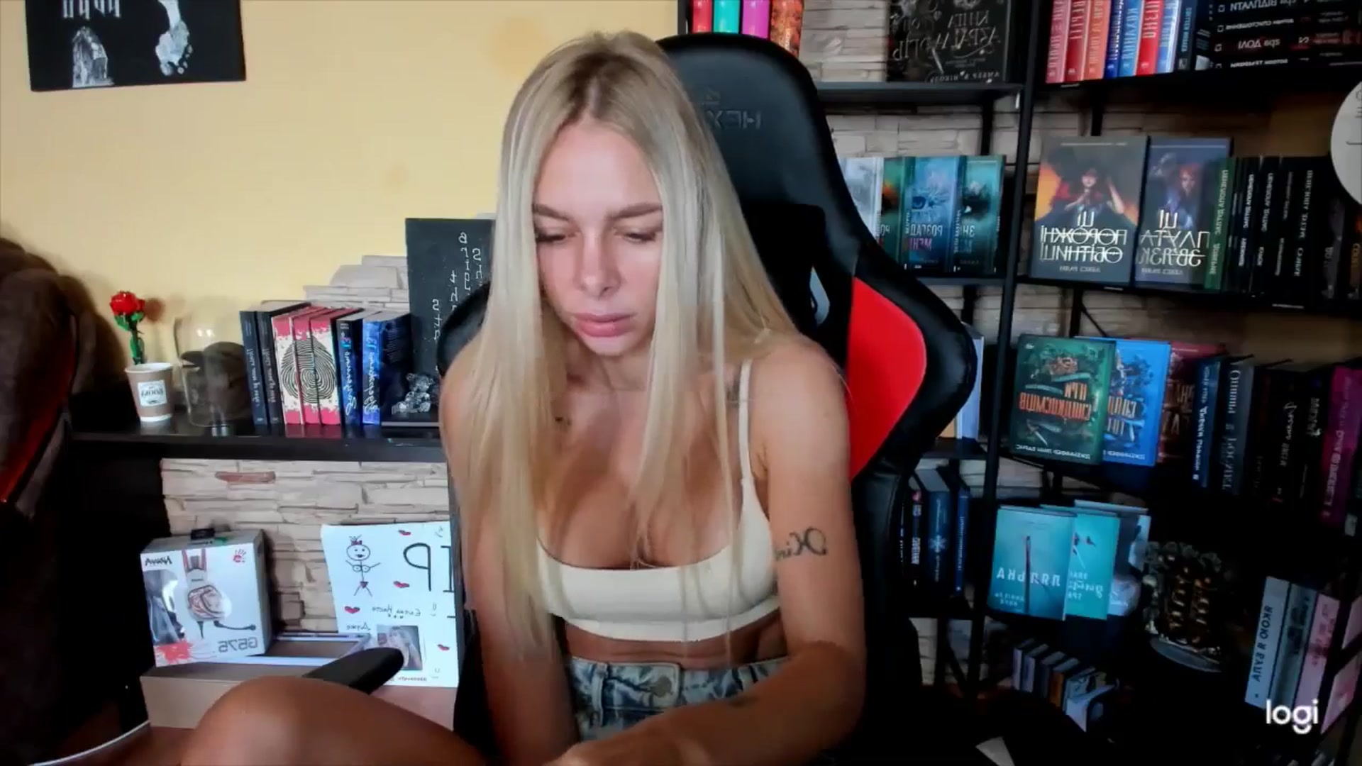 Gallery image thumbnail from YourPupsik's myfreecams stream on, 10/13/2025, 10:26 image 5 of 20