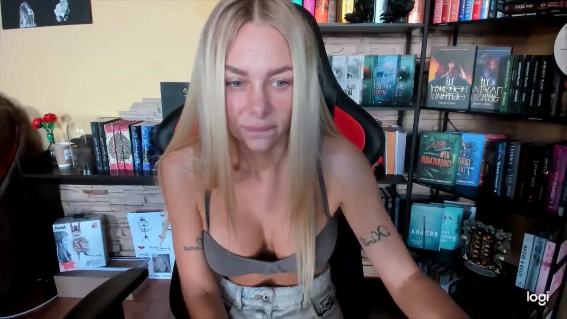 Gallery image thumbnail from YourPupsik's myfreecams stream on, 10/23/2025, 10:31 image 8 of 20