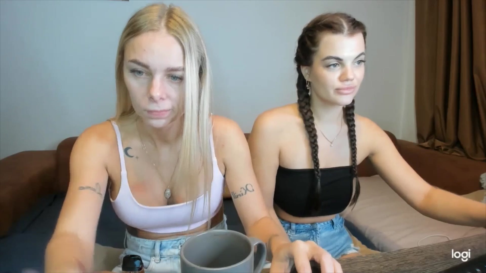 Gallery image thumbnail from YourPupsik's myfreecams stream on, 10/29/2025, 11:15 image 10 of 20