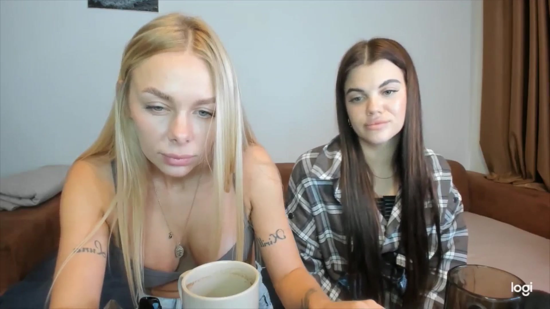 Gallery image thumbnail from YourPupsik's myfreecams stream on, 11/03/2025, 11:51 image 16 of 20