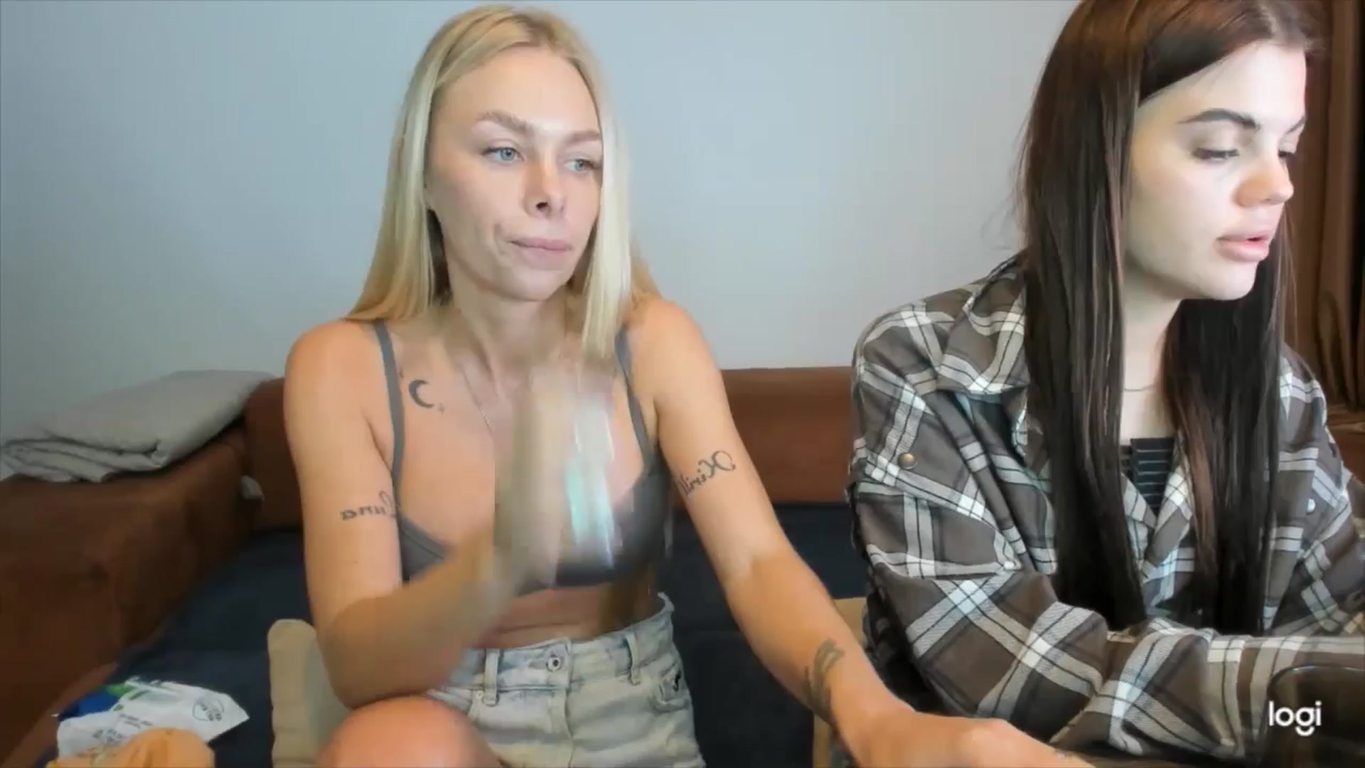 Gallery image thumbnail from YourPupsik's myfreecams stream on, 11/03/2025, 12:16 image 10 of 20