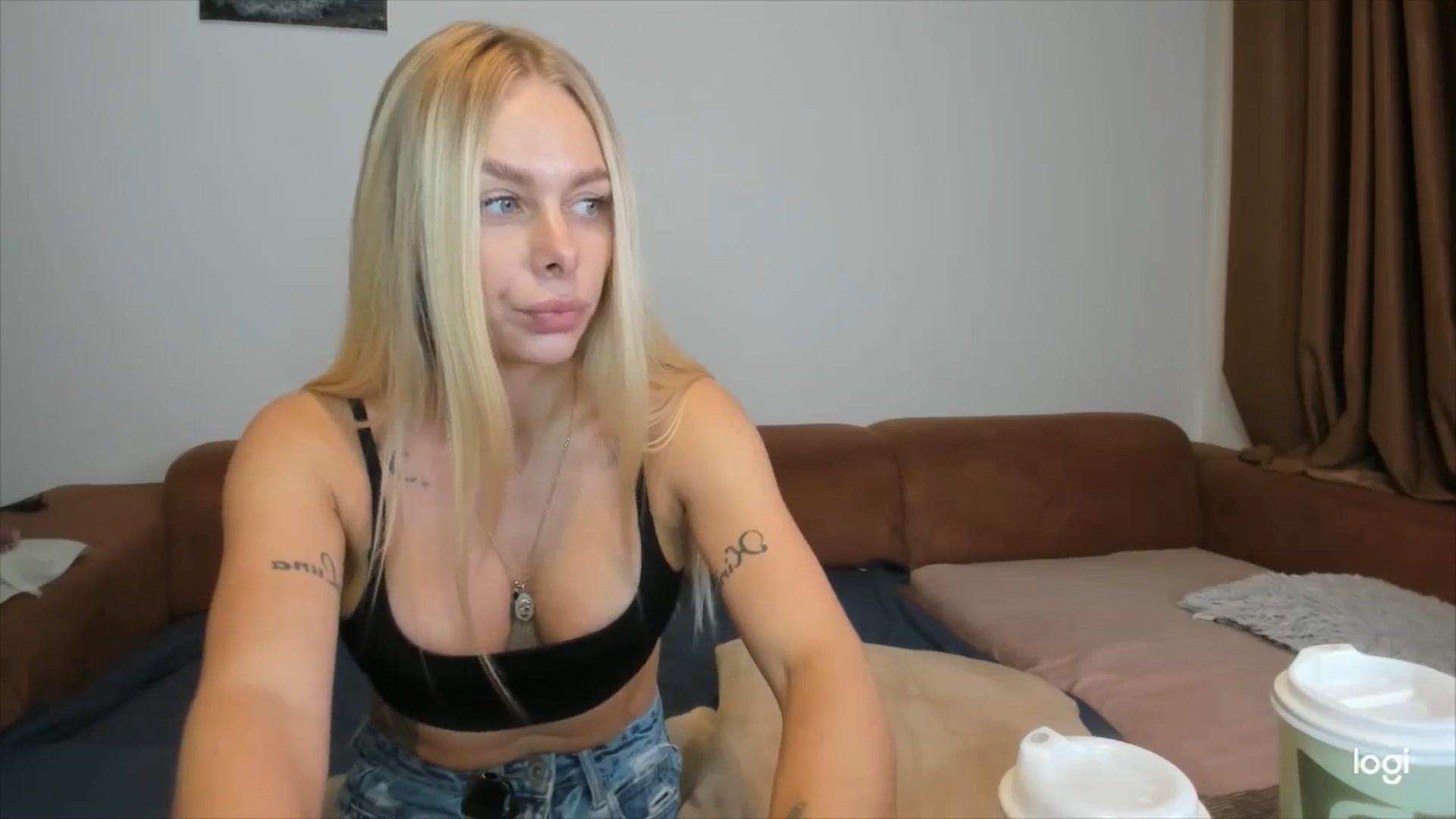 Gallery image thumbnail from YourPupsik's myfreecams stream on, 11/05/2025, 11:45 image 16 of 20