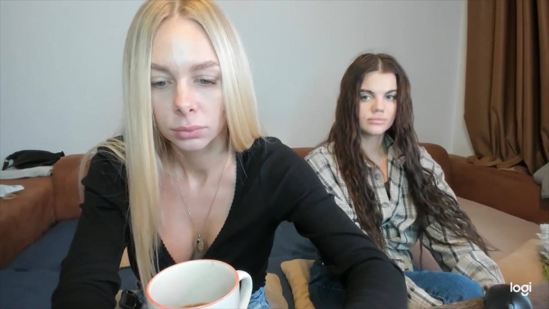 Gallery image thumbnail from YourPupsik's myfreecams stream on, 11/07/2025, 11:40 image 16 of 20