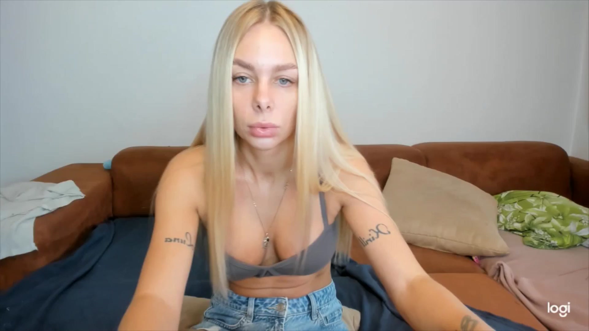 Gallery image thumbnail from YourPupsik's myfreecams stream on, 11/10/2025, 09:55 image 11 of 20