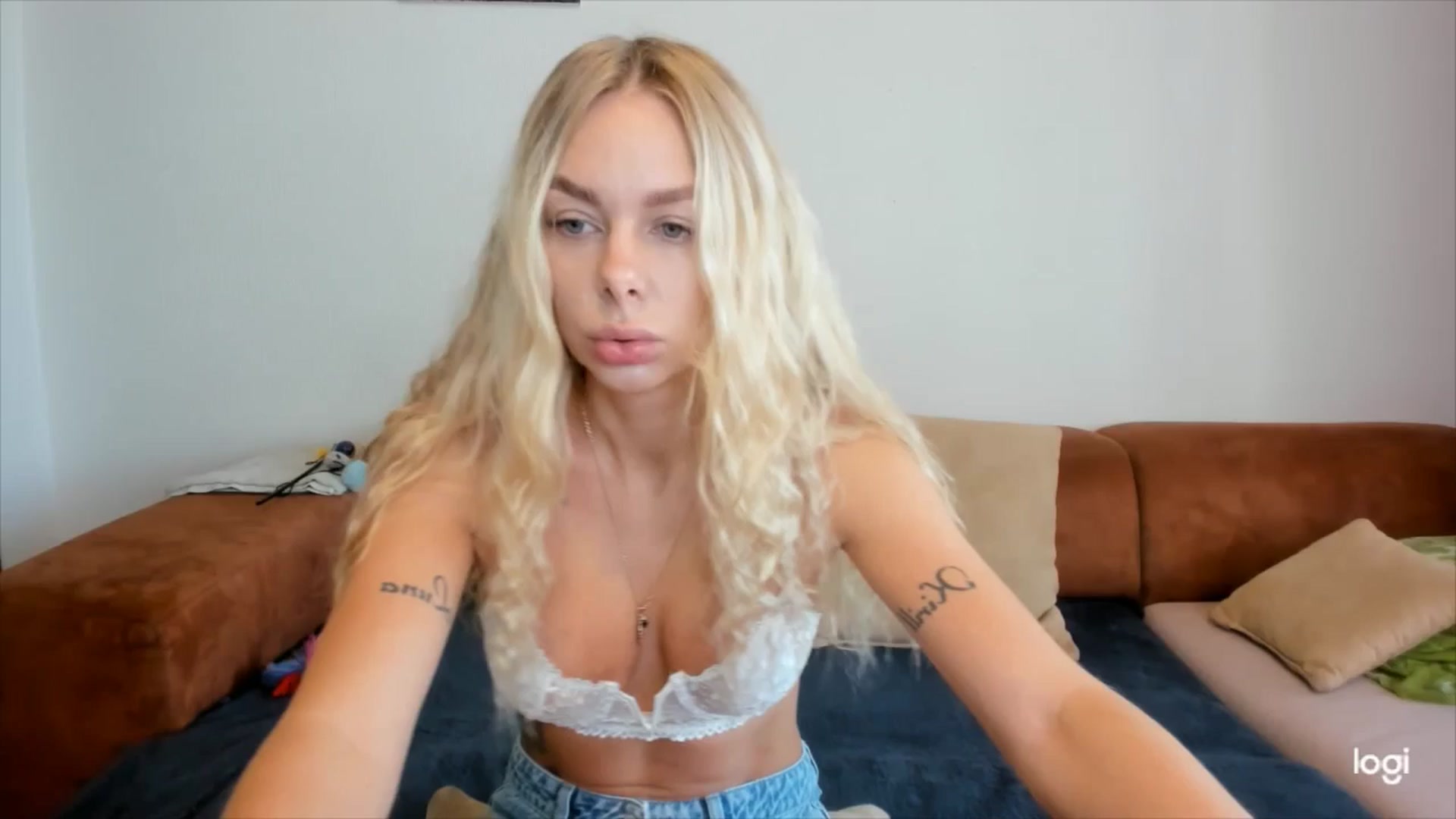 Gallery image thumbnail from YourPupsik's myfreecams stream on, 11/12/2025, 09:32 image 1 of 20