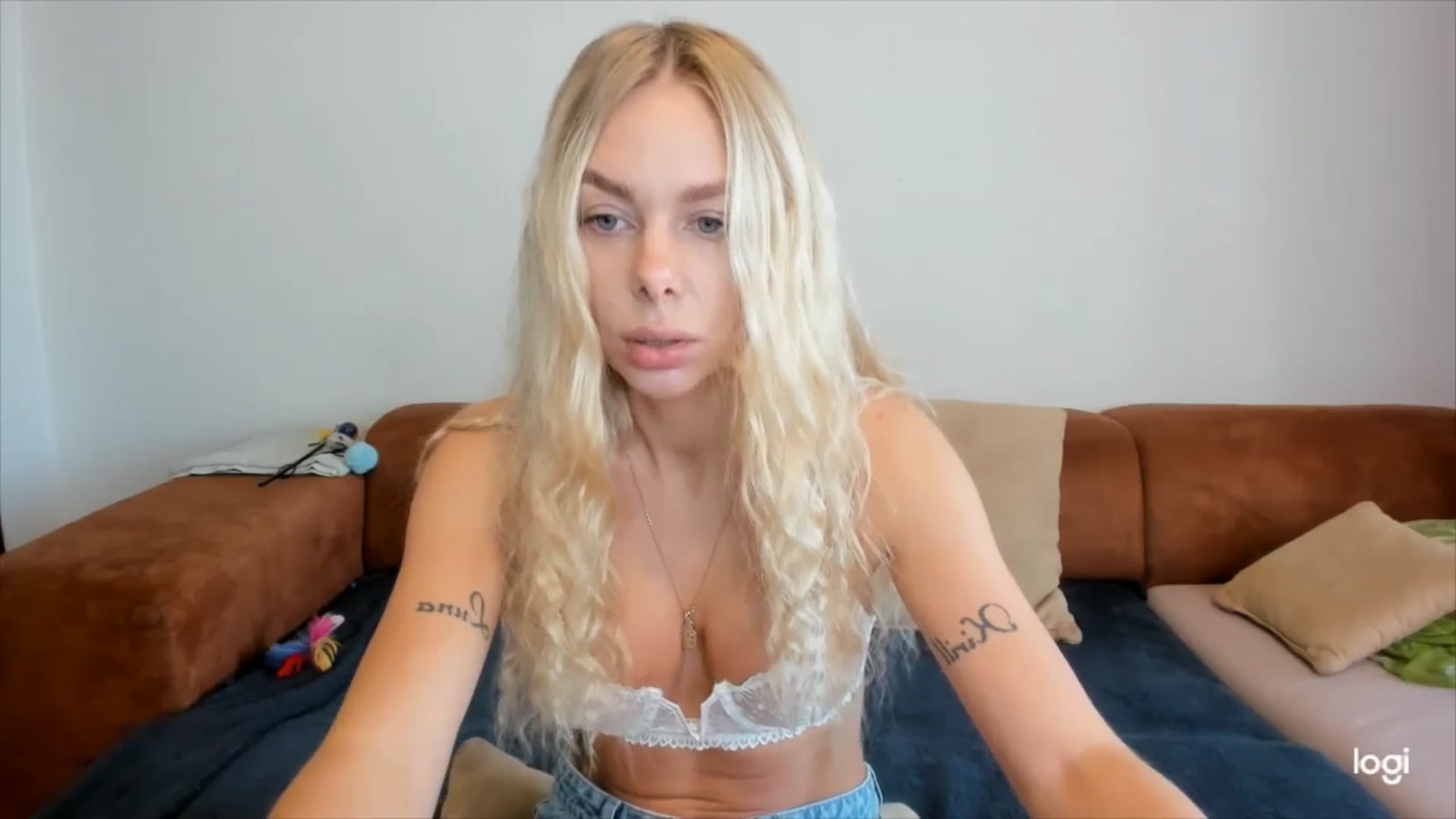 Gallery image thumbnail from YourPupsik's myfreecams stream on, 11/12/2025, 09:32 image 4 of 20
