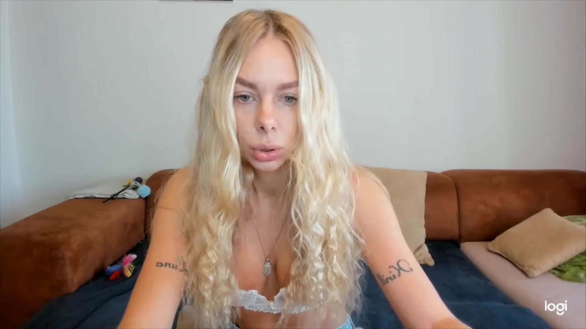 Gallery image thumbnail from YourPupsik's myfreecams stream on, 11/12/2025, 09:32 image 2 of 20