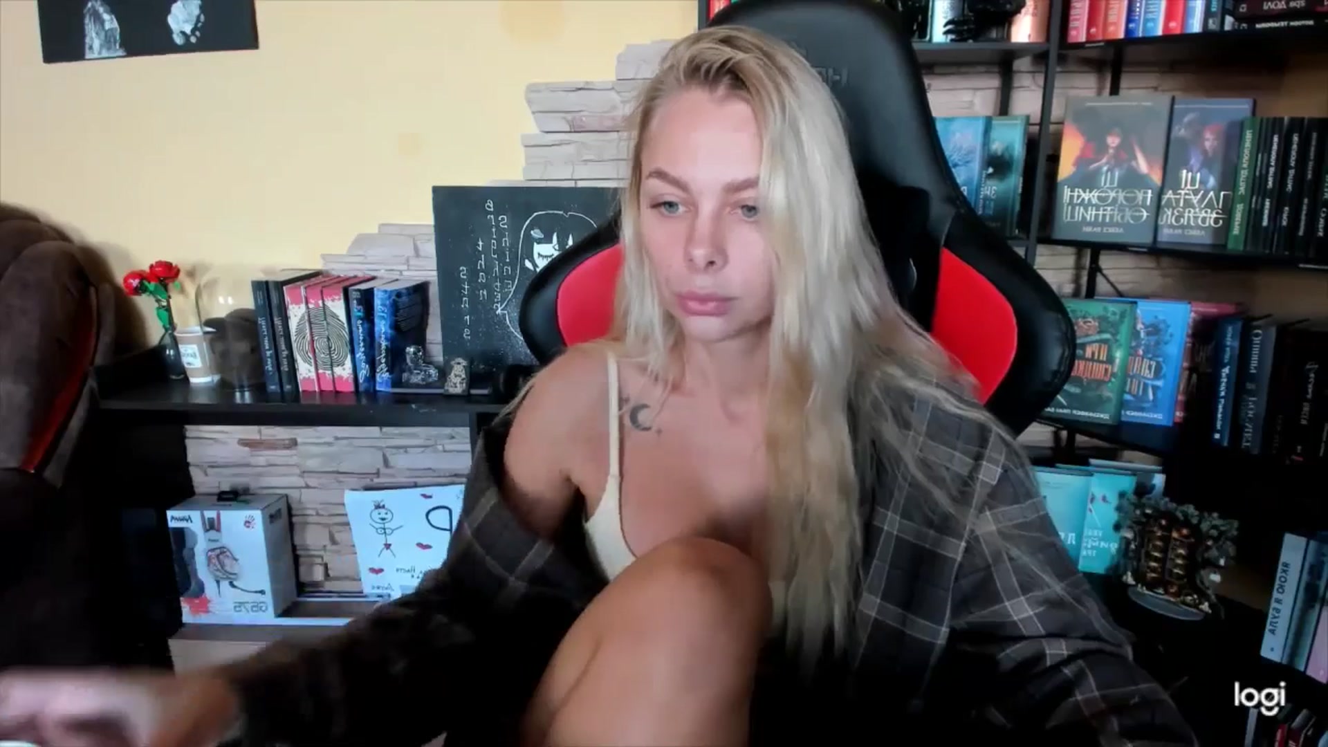 Gallery image thumbnail from YourPupsik's myfreecams stream on, 11/14/2025, 10:33 image 20 of 20
