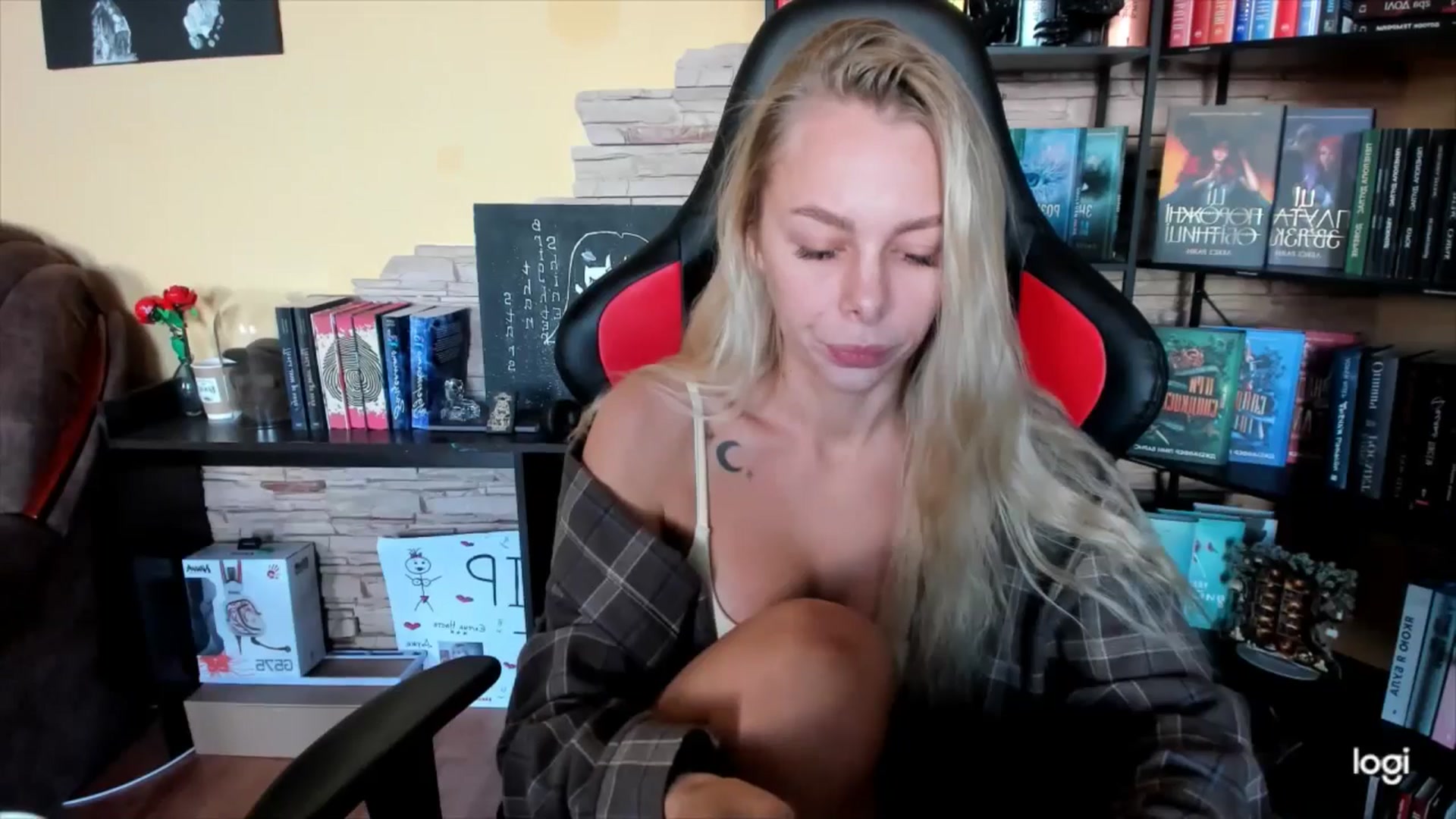 Gallery image thumbnail from YourPupsik's myfreecams stream on, 11/14/2025, 10:33 image 13 of 20
