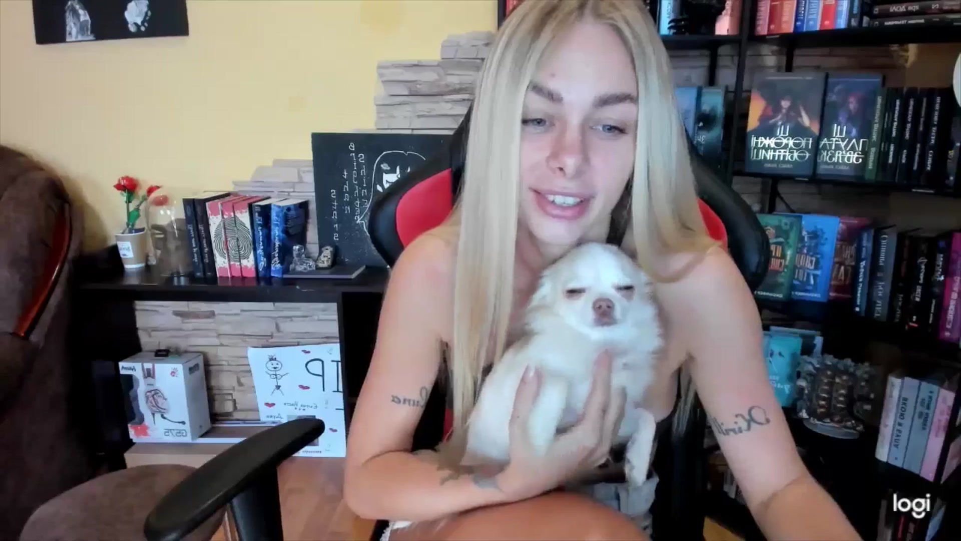 Gallery image thumbnail from YourPupsik's myfreecams stream on, 11/16/2025, 12:17 image 15 of 20