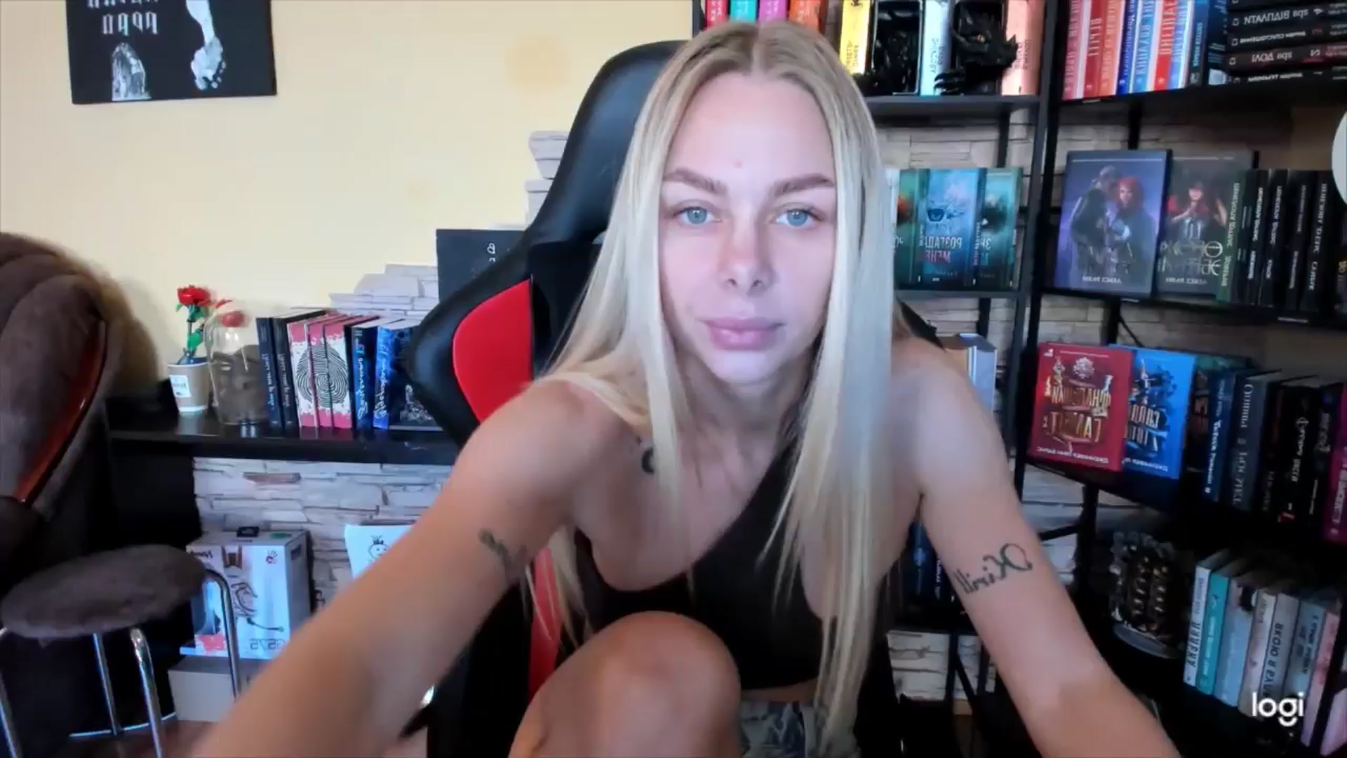 Gallery image thumbnail from YourPupsik's myfreecams stream on, 11/24/2025, 09:06 image 1 of 20
