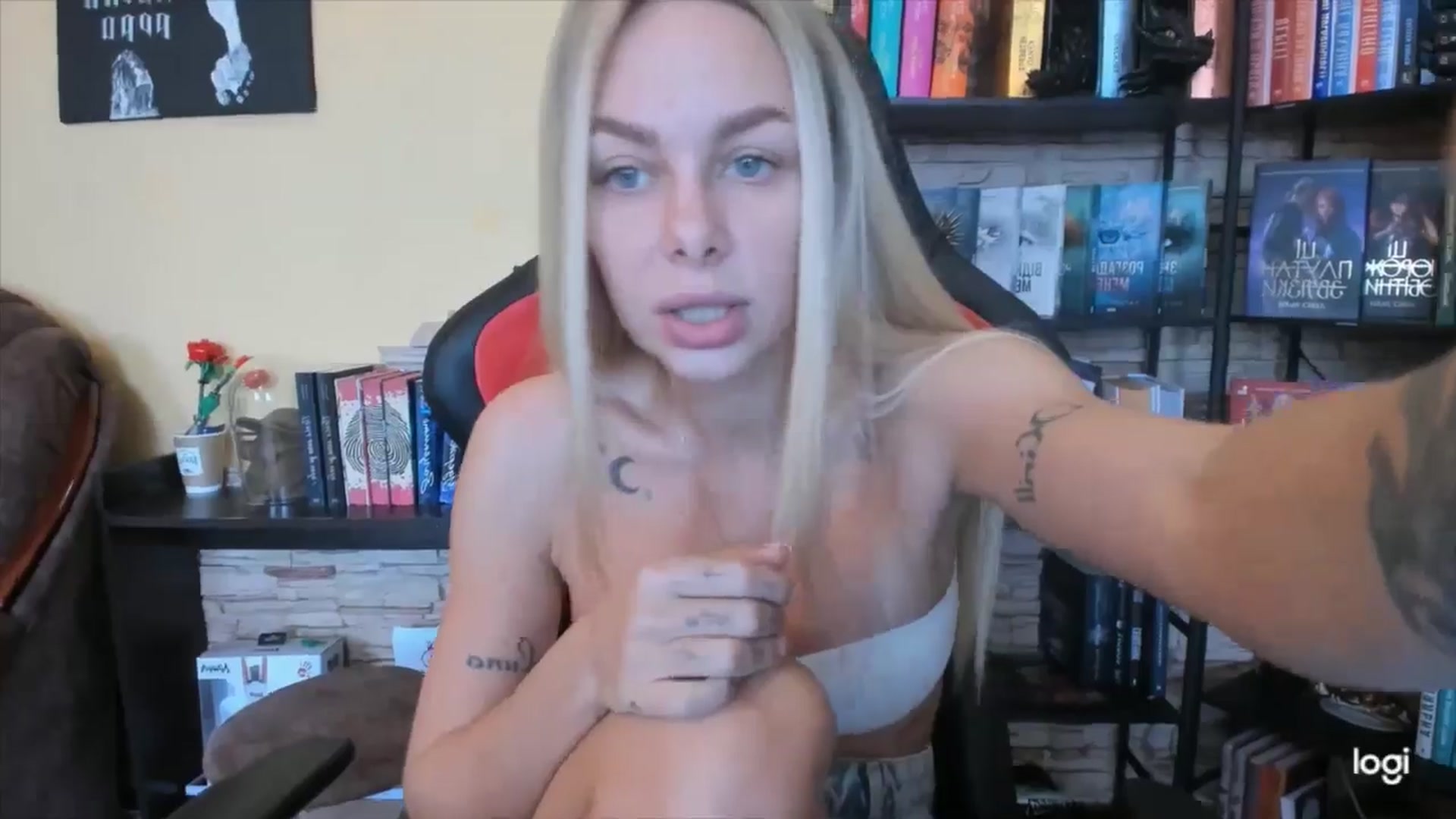 Gallery image thumbnail from YourPupsik's myfreecams stream on, 11/25/2025, 10:42 image 4 of 20
