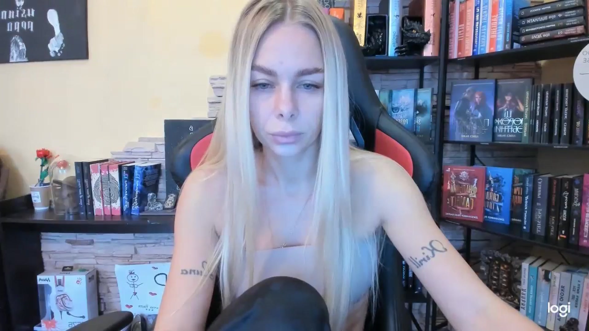 Gallery image thumbnail from YourPupsik's myfreecams stream on, 11/27/2025, 07:24 image 12 of 20