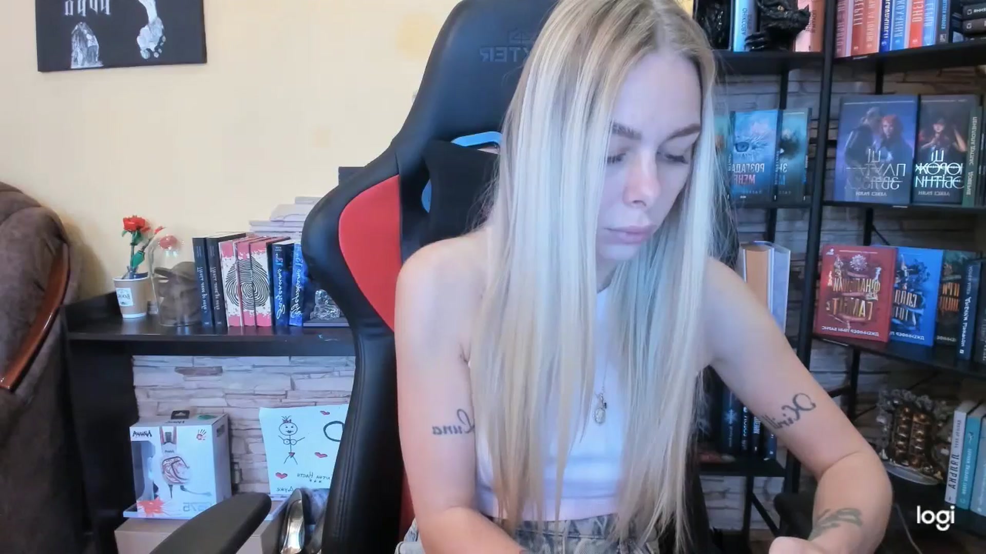 Gallery image thumbnail from YourPupsik's myfreecams stream on, 12/01/2025, 10:13 image 16 of 20
