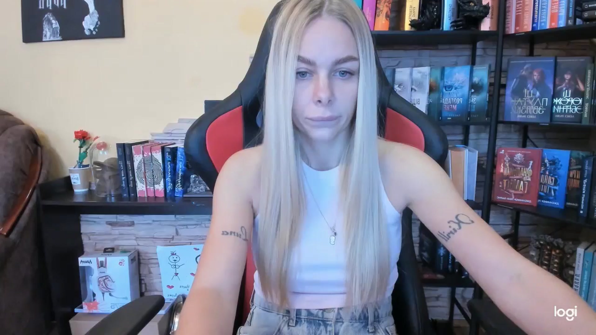 Gallery image thumbnail from YourPupsik's myfreecams stream on, 12/01/2025, 10:13 image 20 of 20