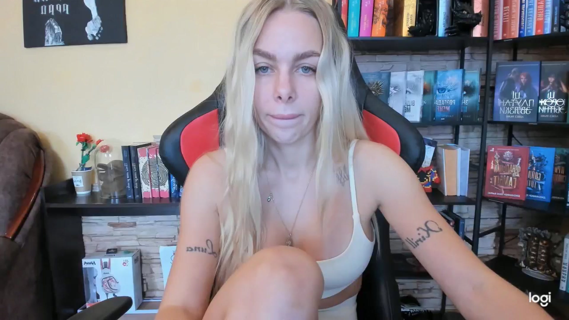 Gallery image thumbnail from YourPupsik's myfreecams stream on, 12/02/2025, 12:02 image 17 of 20