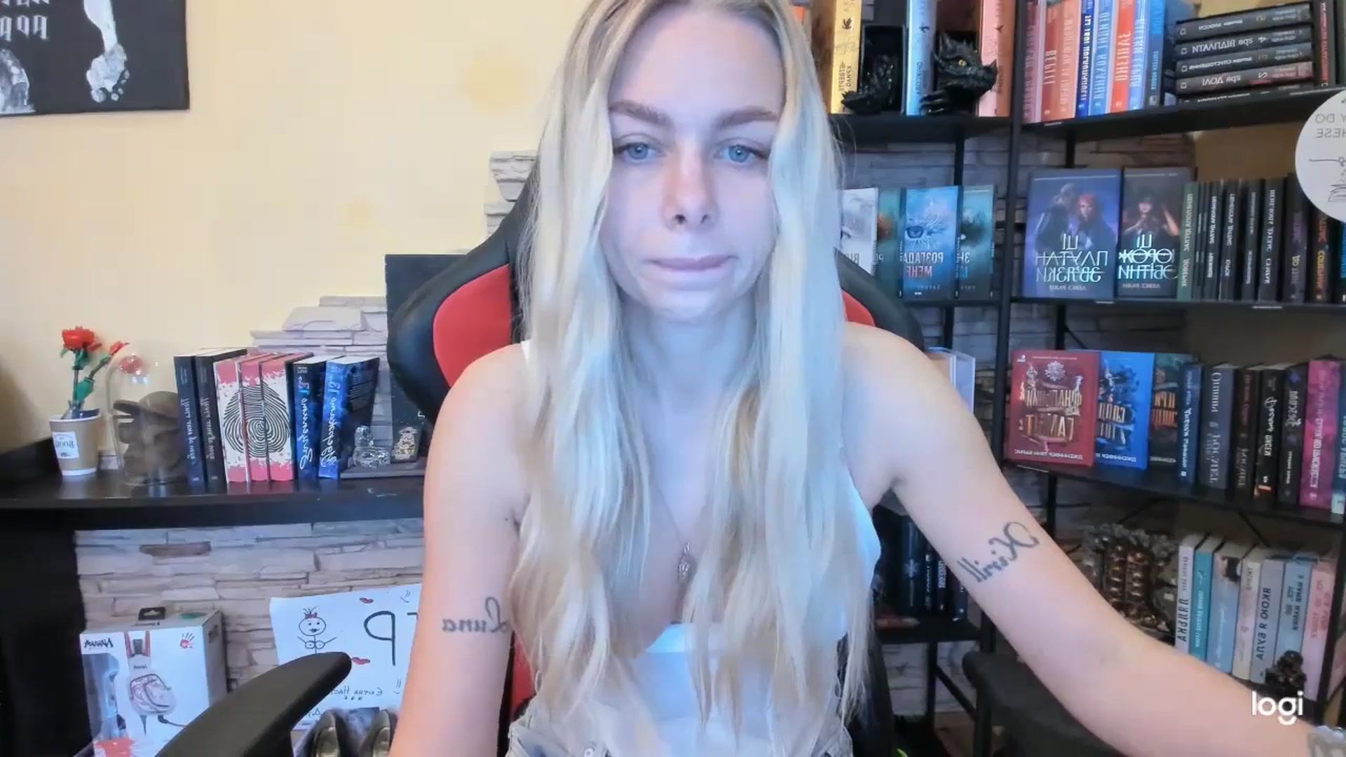 Gallery image thumbnail from YourPupsik's myfreecams stream on, 12/03/2025, 08:12 image 17 of 20