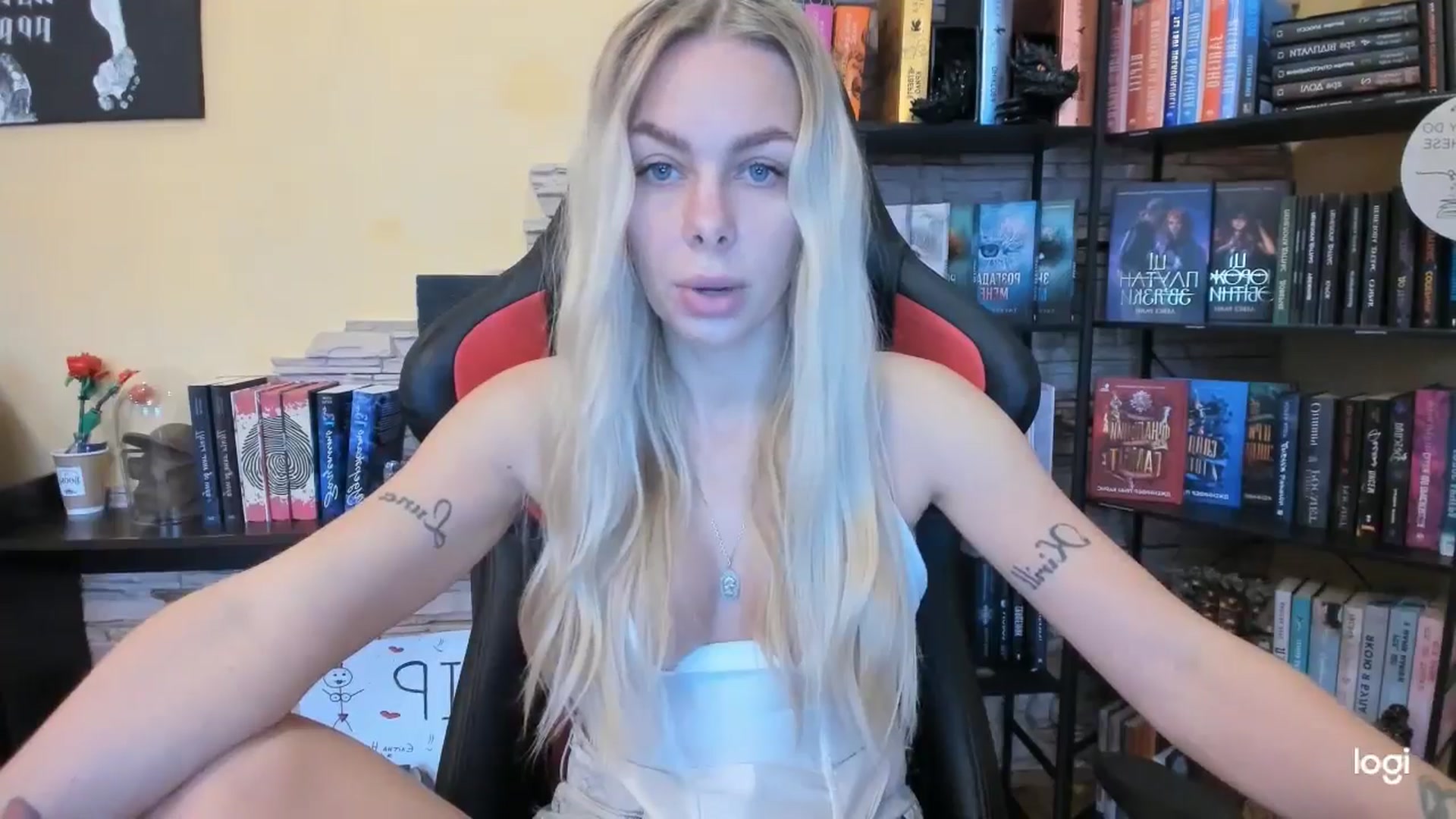 Gallery image thumbnail from YourPupsik's myfreecams stream on, 12/03/2025, 08:12 image 3 of 20