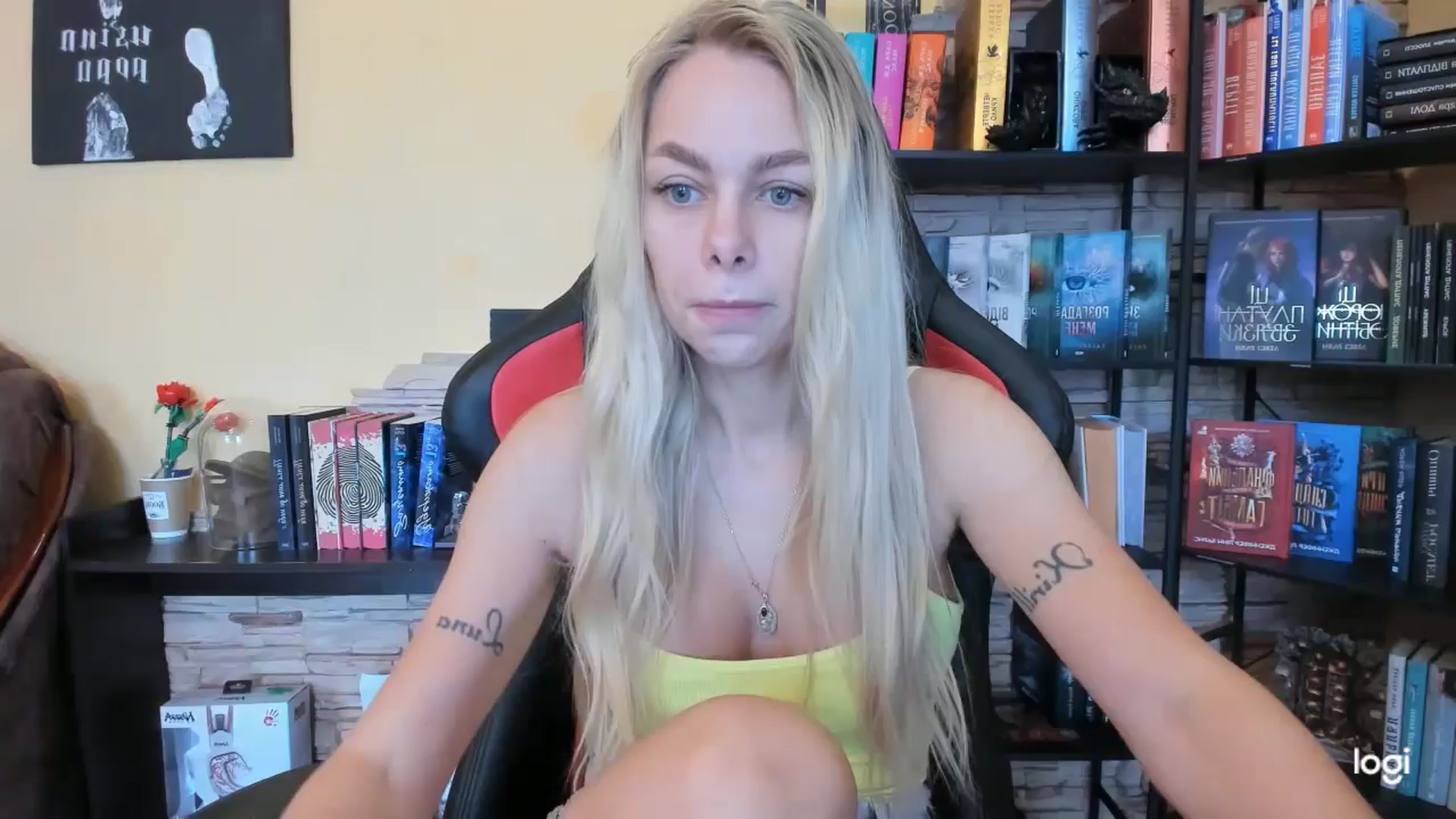 Gallery image thumbnail from YourPupsik's myfreecams stream on, 12/04/2025, 10:20 image 6 of 20